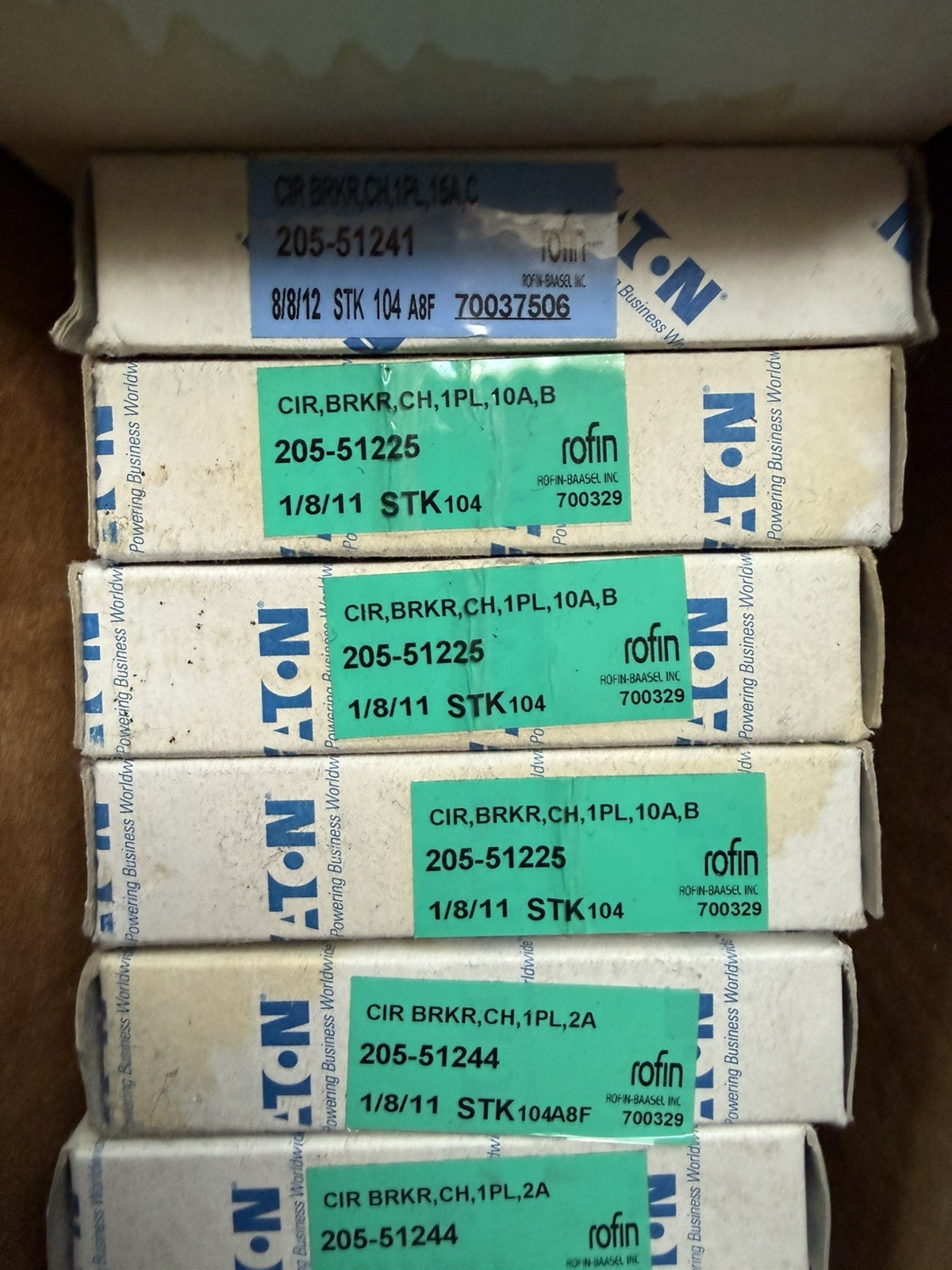 Lot Of (19) Eaton Circuit Breakers Din Rail Mounting Varity Set, New old Stock