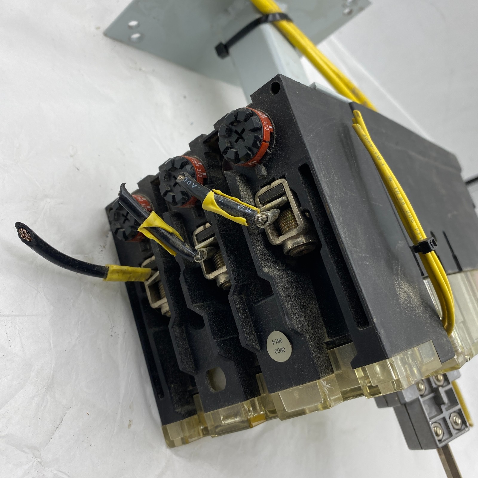 KLOCKNER MOELLER NZM 6 b-63 CIRCUIT BREAKER 3-POLE NZM6B-63 600VAC 60HP