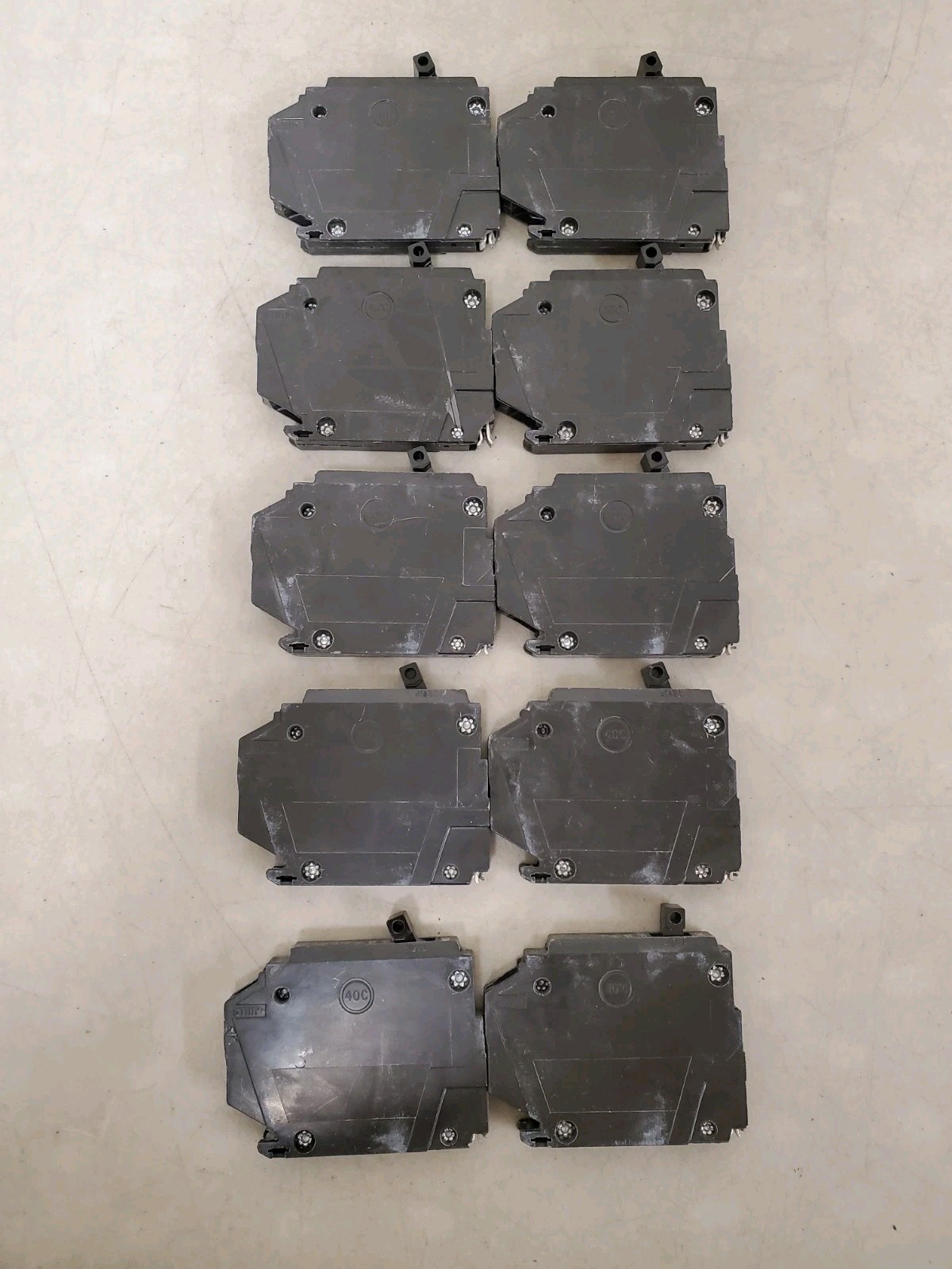 *LOT OF 10* GE Q-Line 30 Amp 1/2 in. Single-Pole Circuit Breaker (THQP130)