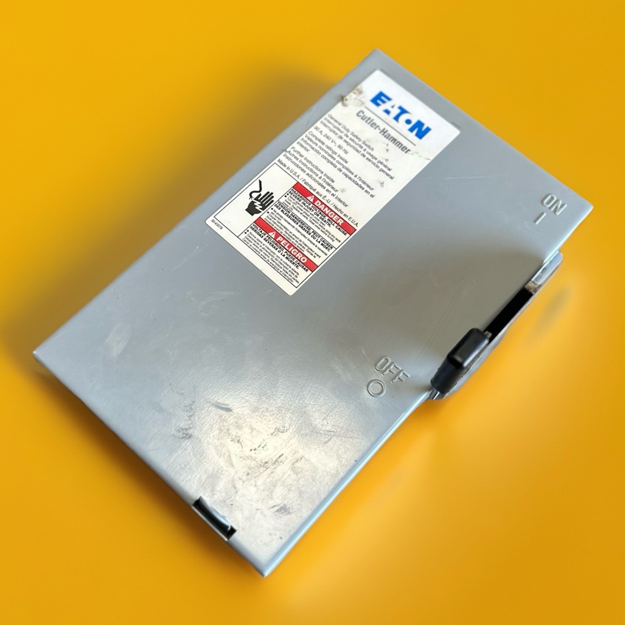 🔥Eaton / Cutler-Hammer DG321NGB 30A General Duty Fusible Safety #1🔥
