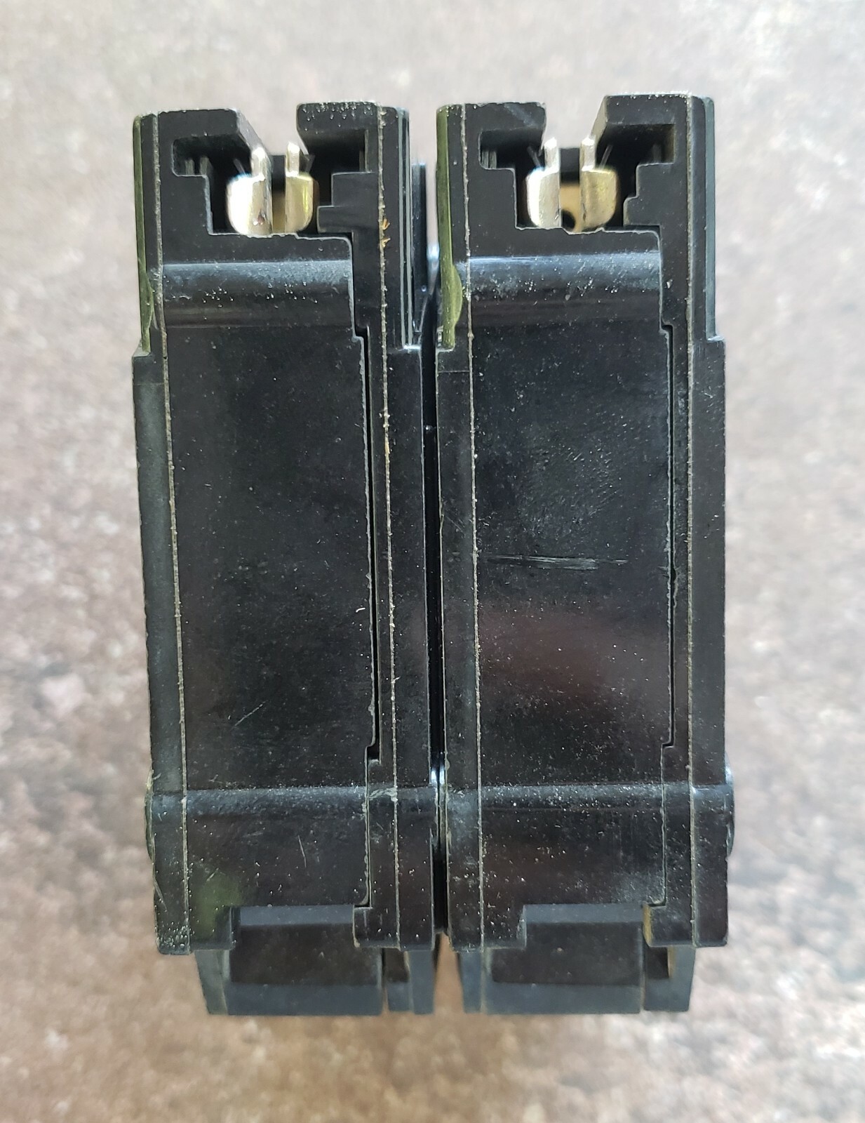 THQL2120 GE CIRCUIT BREAKER 2P, 120/240V, 20A TYPE TQL-AC, STYLE B
