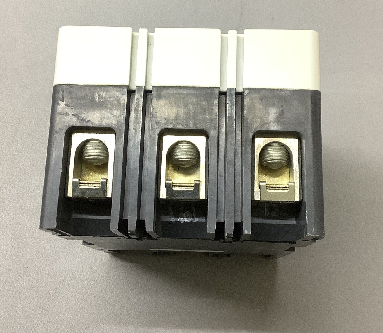 Cutler-Hammer HFD3125L Circuit Breaker 125A 600VAC (b267)