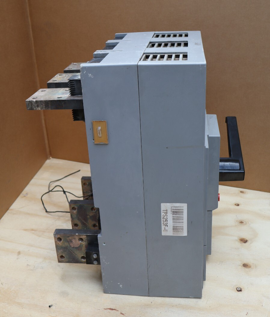 GE General Electric TPS253F 2500A Power Break Circuit Breaker 600v w/ 2500a Trip