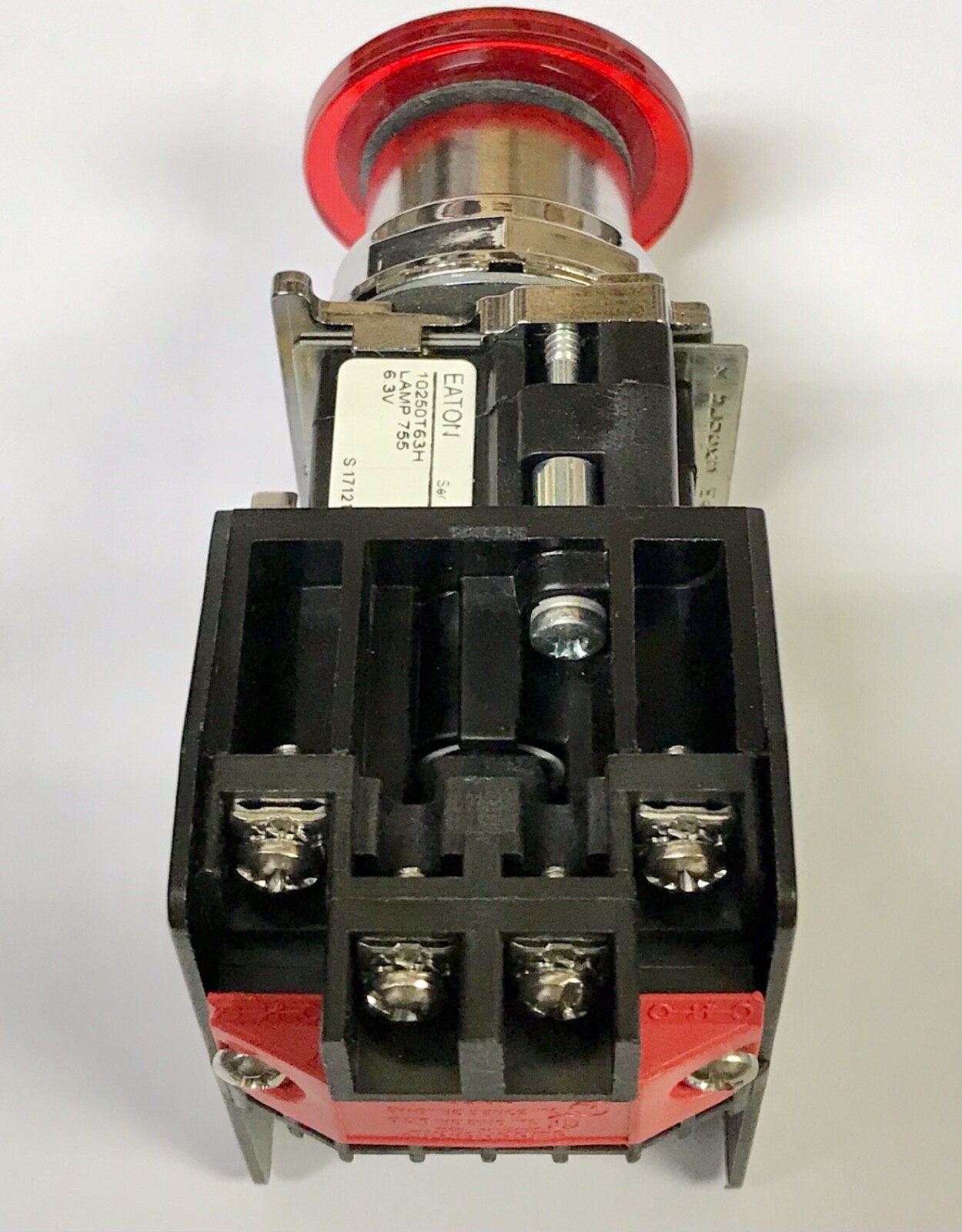 EATON 10250T828RD06 RED Illuminated Pushbutton 6 VAC VDC LED 1 NO 1 NC Push Pull