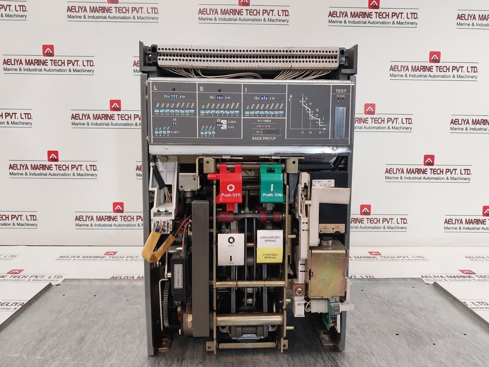 ABB SACE E2N 12 Circuit Breaker 690V 55KA X 1S 110-120V 50-60HZ 1250A
