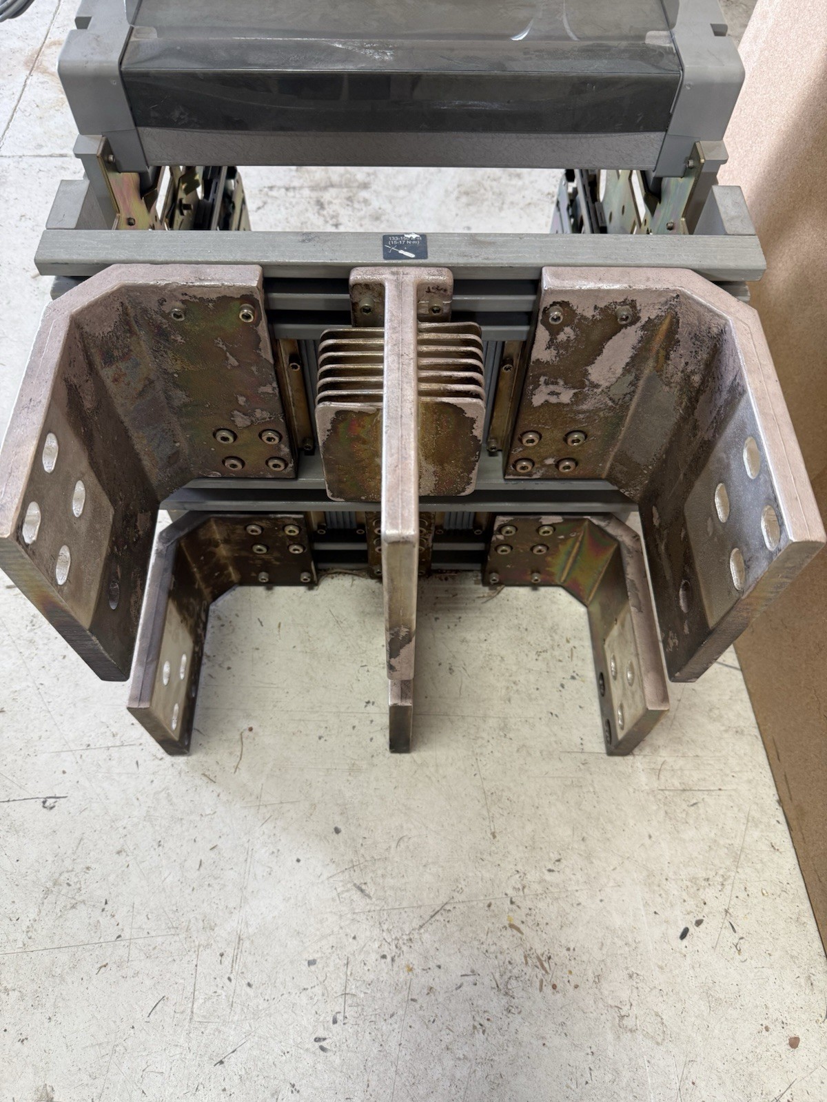 Square D MasterPact 3000 Amp Cradle 48842 Chassis For NW Breakers