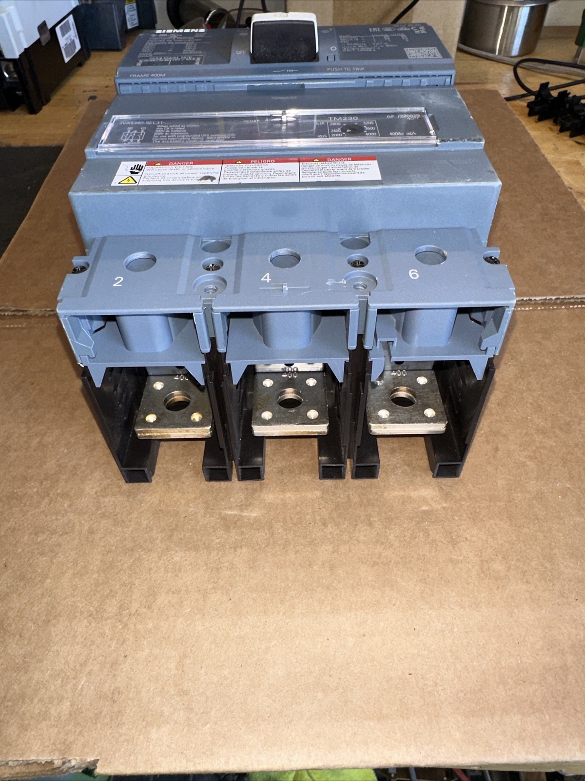 Siemens 3VA5340-5EC31-0AA0 400A 480V 3POLE 35kA Circuit Breaker New No Box