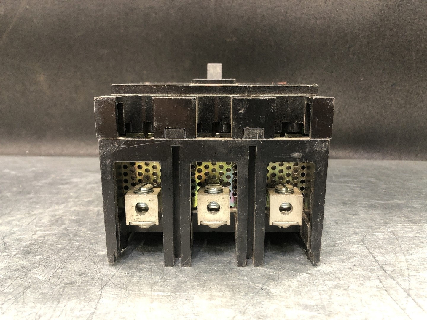 Eaton FS340015A 15 Amp, 3 Pole, 480 volts Circuit Breaker