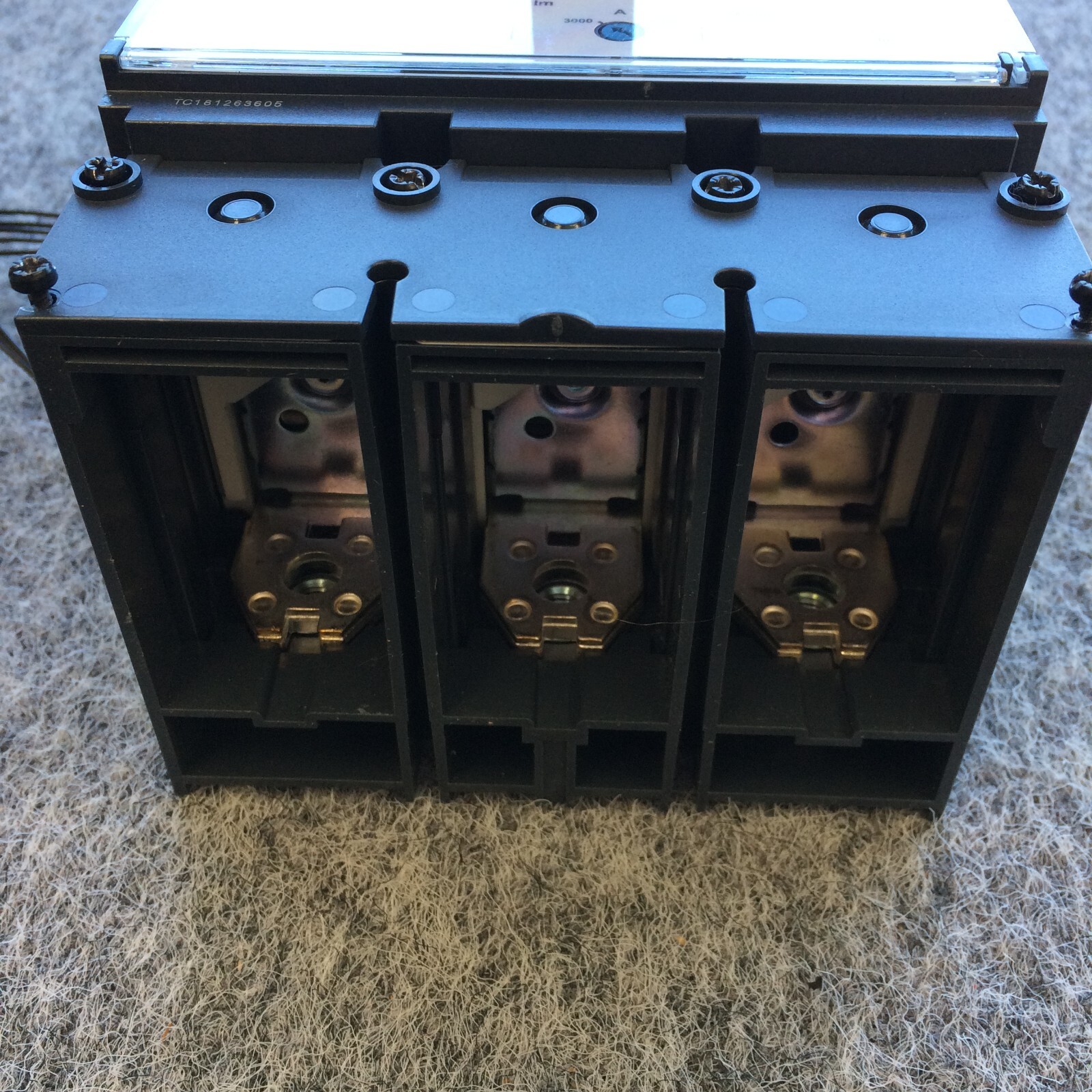 SQUARE D Power Pact LLF37060D33 600V 600A 3 pole NTO – NEW TAKE OUT