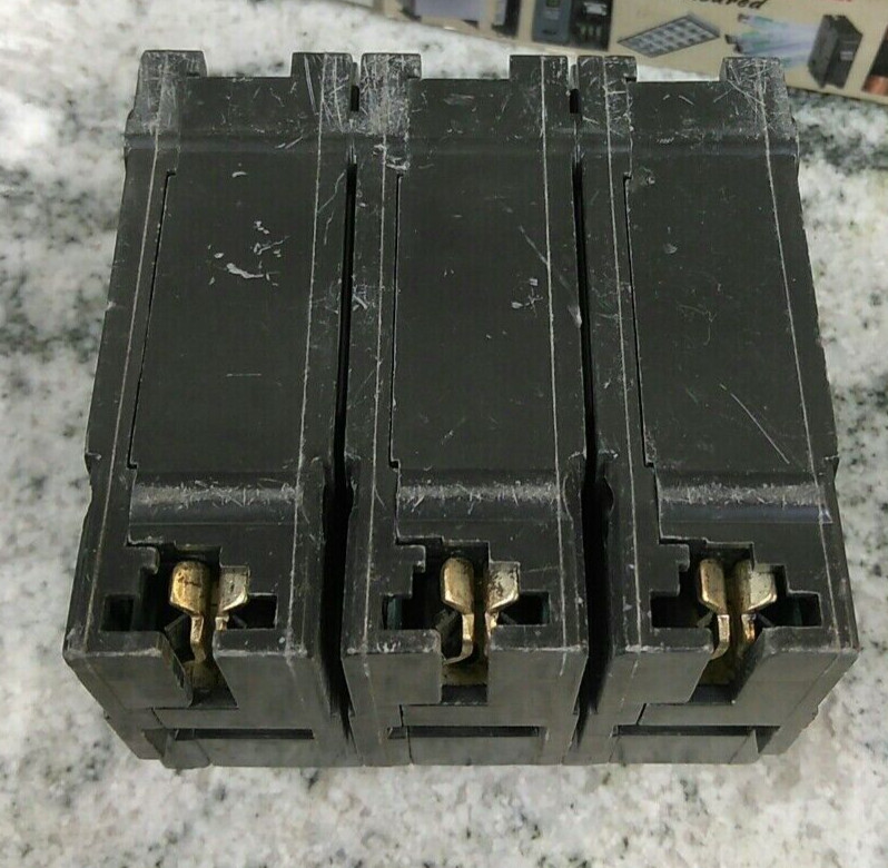 GENERAL ELECTRIC/BREAKER/ THQL32070 /3 POLE /70AMP /240VAC/THQL/GROVE/USE(L182