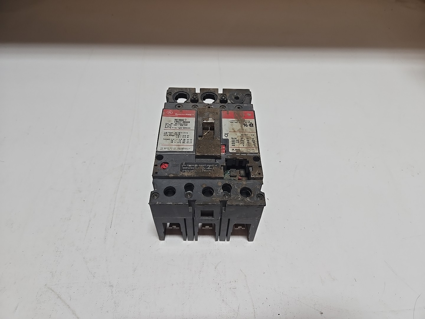 General Electric SELA36AI0030 3 Pole 600VAC Circuit Breaker No Relay |USA SELLER