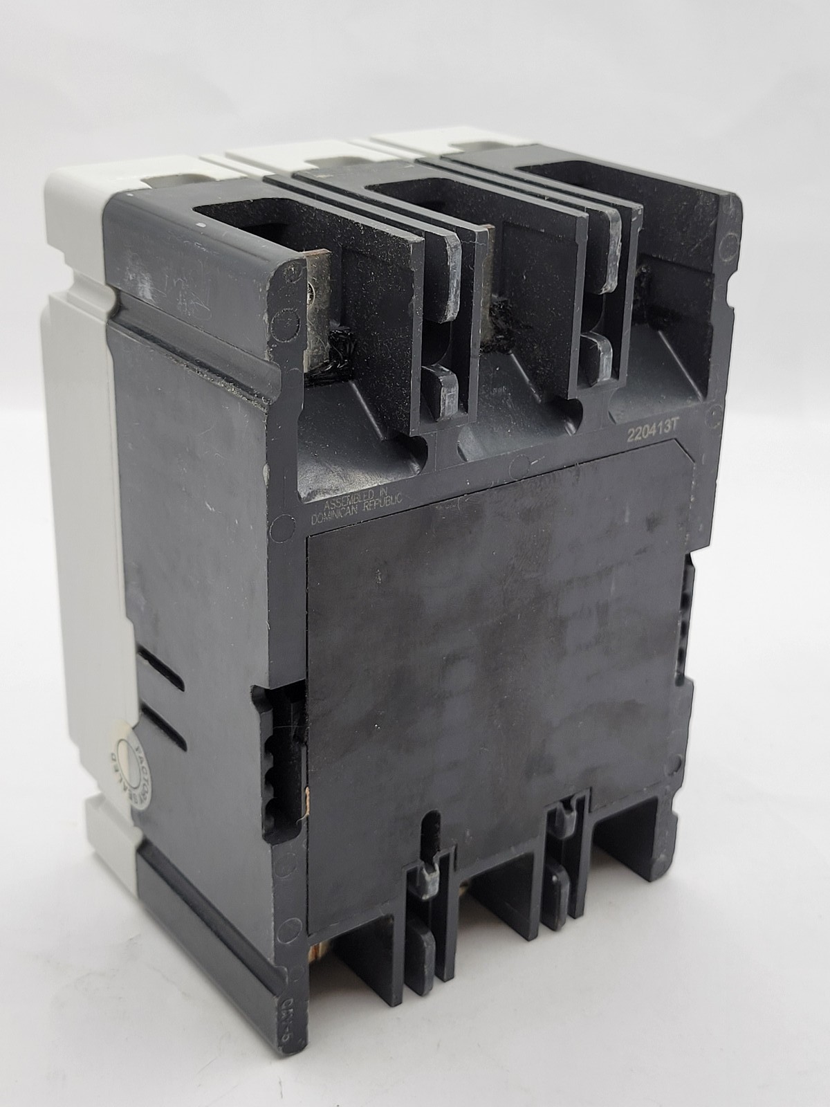 Eaton HFD3030 Bolt-On Circuit Breaker 30A 3P 600V HFD65K Red 30 Amp