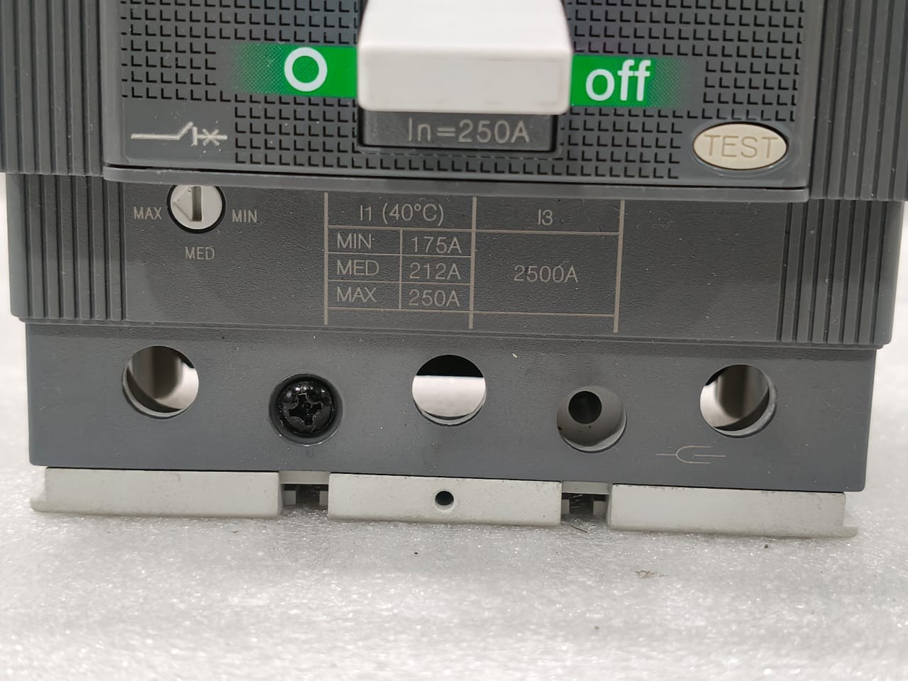 ABB SACE TMAX T3 N 250 250AMP 3POLE MOULDED CASE CIRCUIT BREAKER FAST SHIPPING