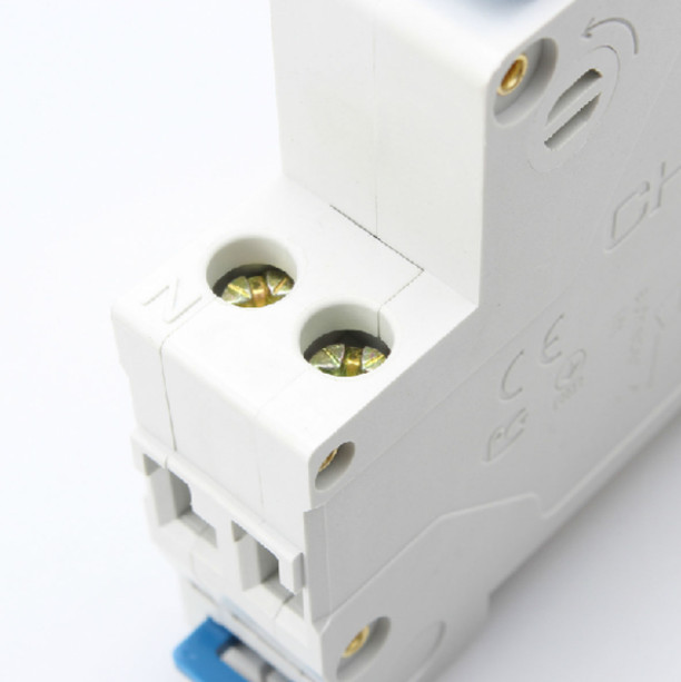 1PC Chint DZ267-32 Series Air-Switch Circuit Breaker C-Type Brand Free delivery