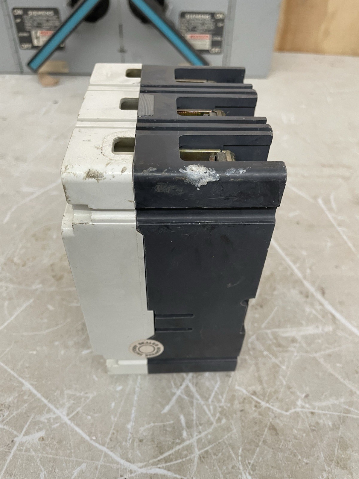 HMCP015E0C Cutler Hammer, Eaton, Westinghouse Circuit Breaker Series C HMCP 15 A