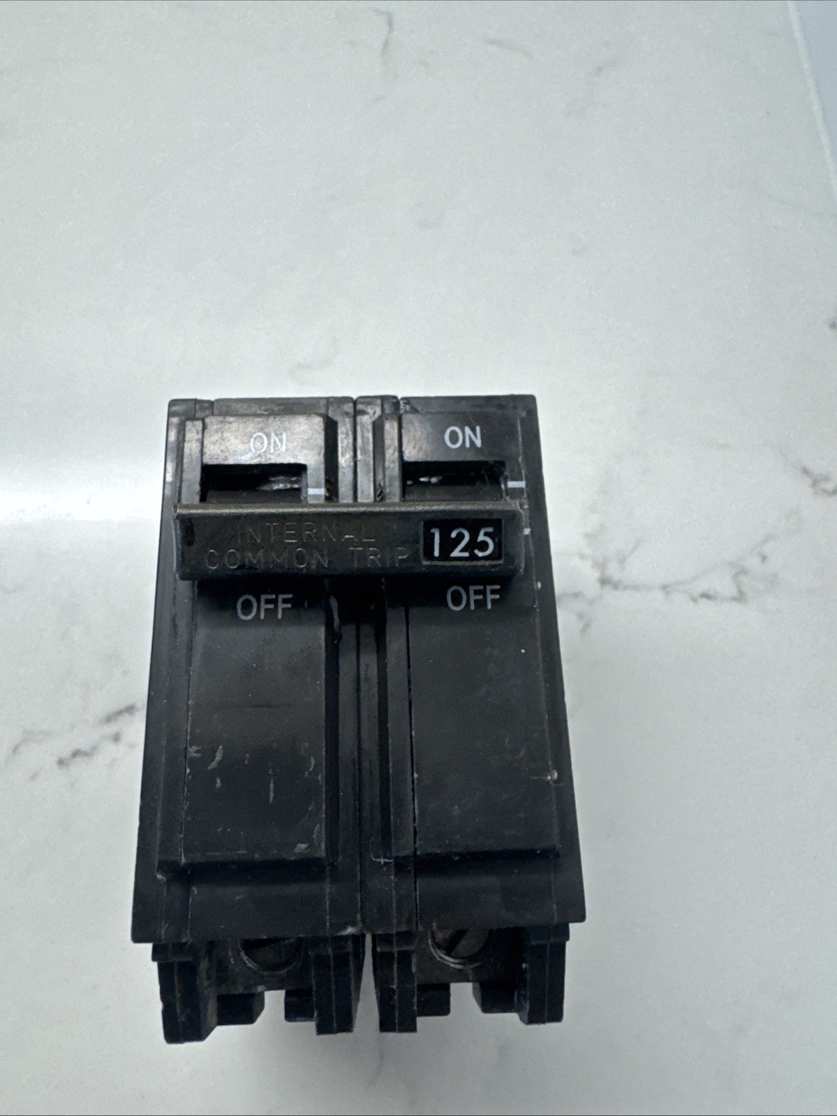 GE General Electric THQL21125 125-Amp 2-Pole 120/240VAC Breaker Made USA used