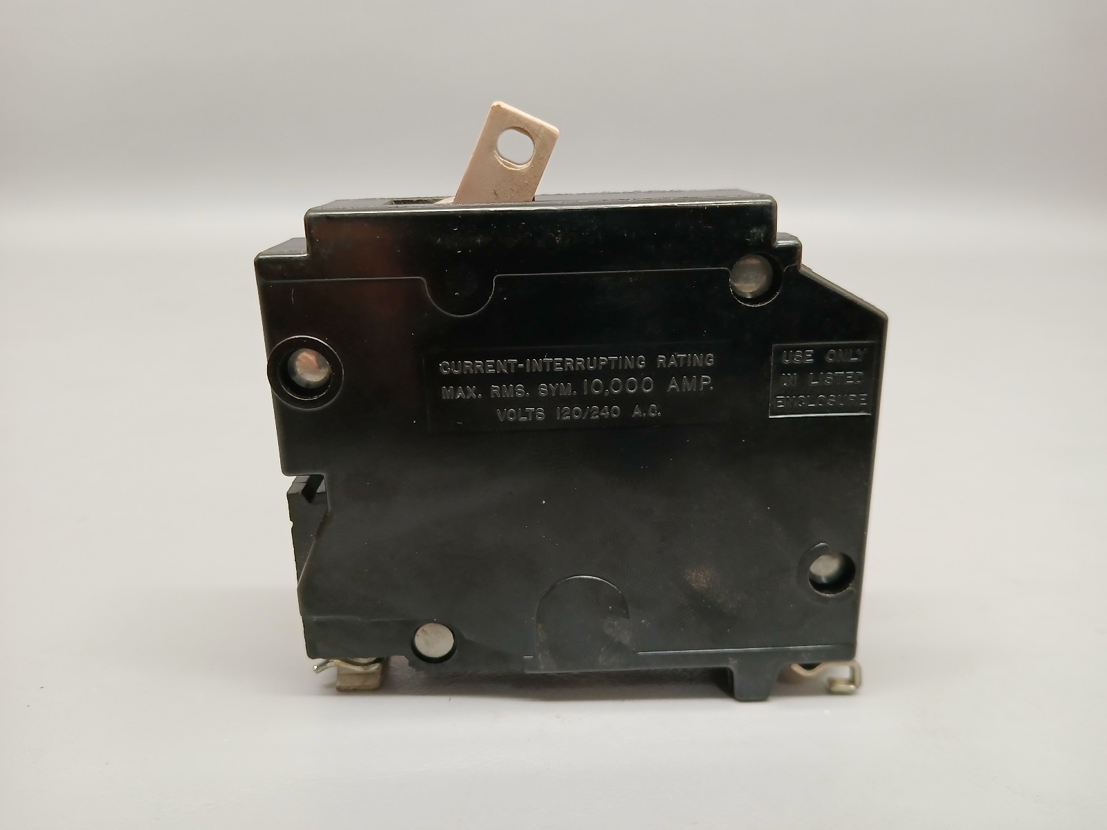 Cutler Hammer 20 Amp Single Pole CH120 Metal Foot