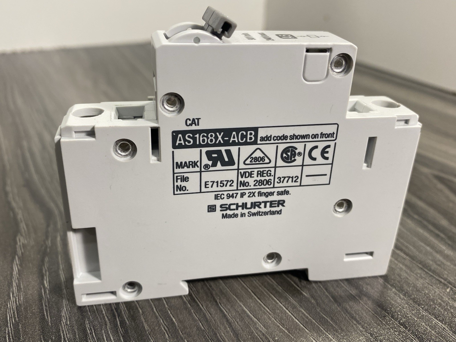 Schurter AS168X-ACB A5 90-240V Air Circuit Breaker – USA