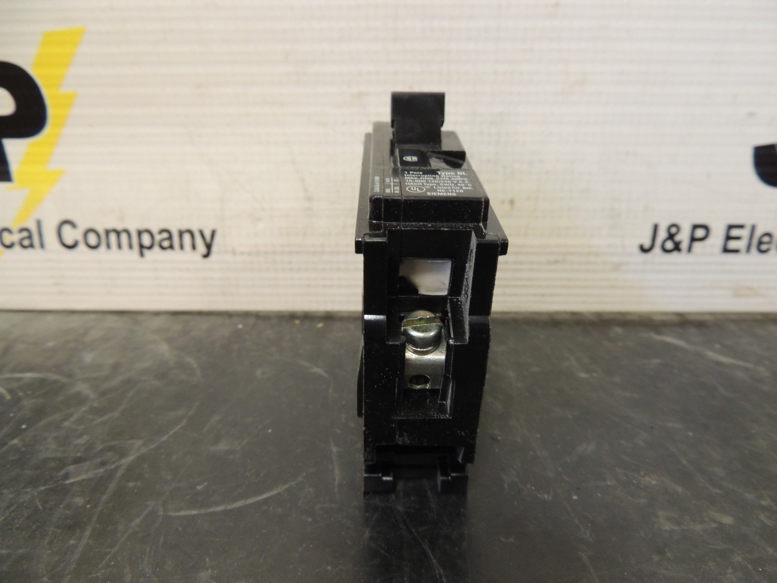 Siemens B120 1-Pole 20A 120/240VAC Circuit Breaker Used