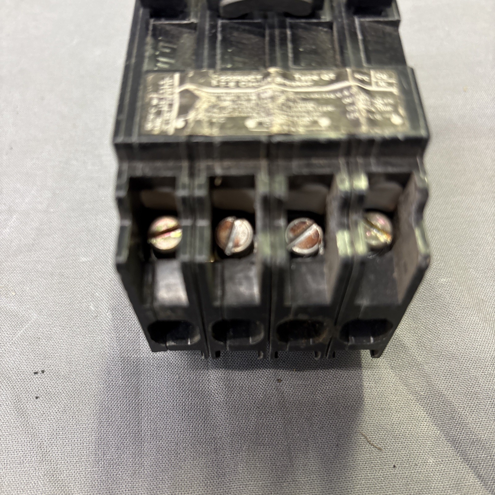 Siemens 20/50/50/20 Quad Breaker Q22050CT