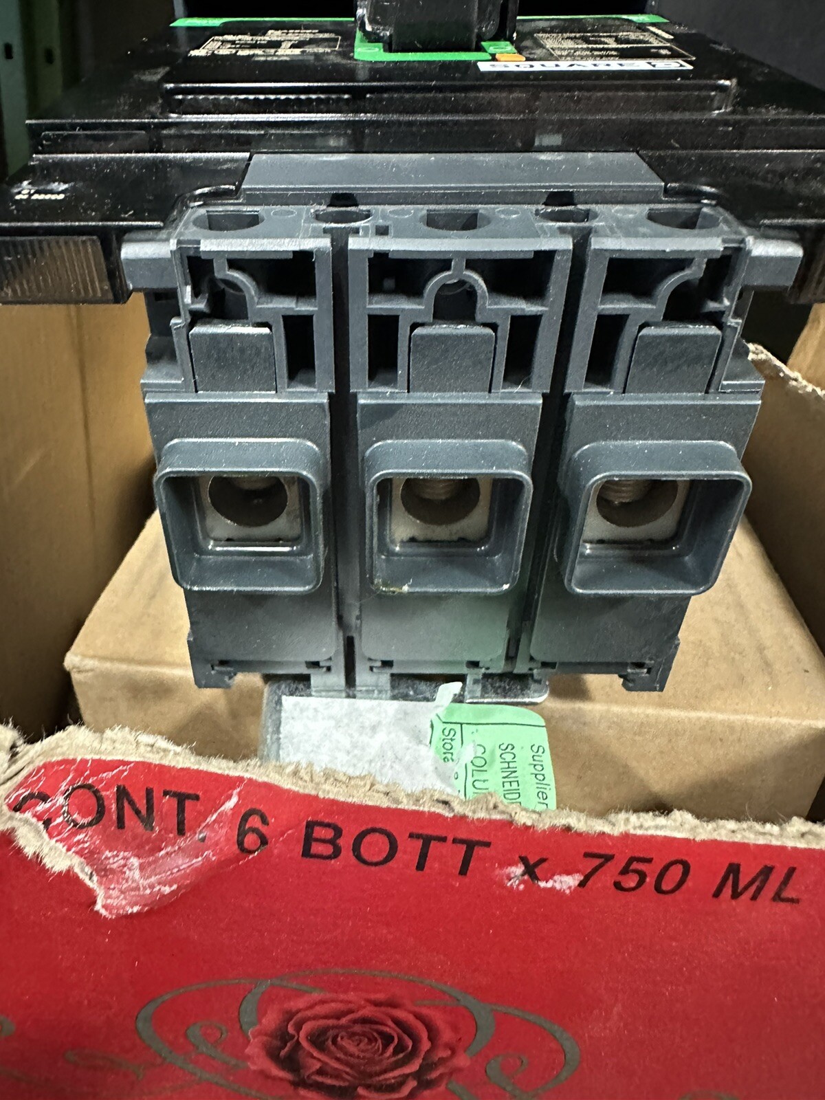 SQ D BJA36040 40A 600V 3 Pole I-Line BJ Style Circuit Breaker New Take Out-CS876