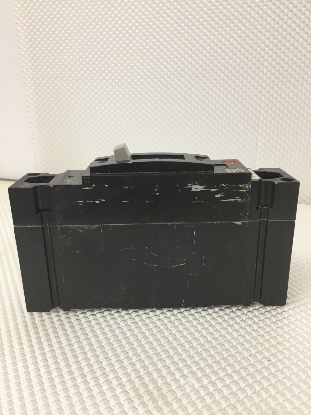 GE TED113020 20 AMP 277 VOLT SINGLE POLE BREAKER…31