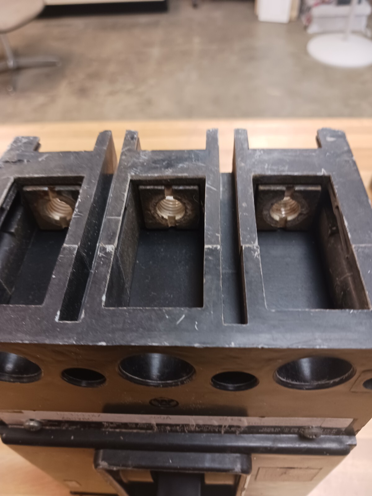 DA3300AZ WESTINGHOUSE BREAKER
