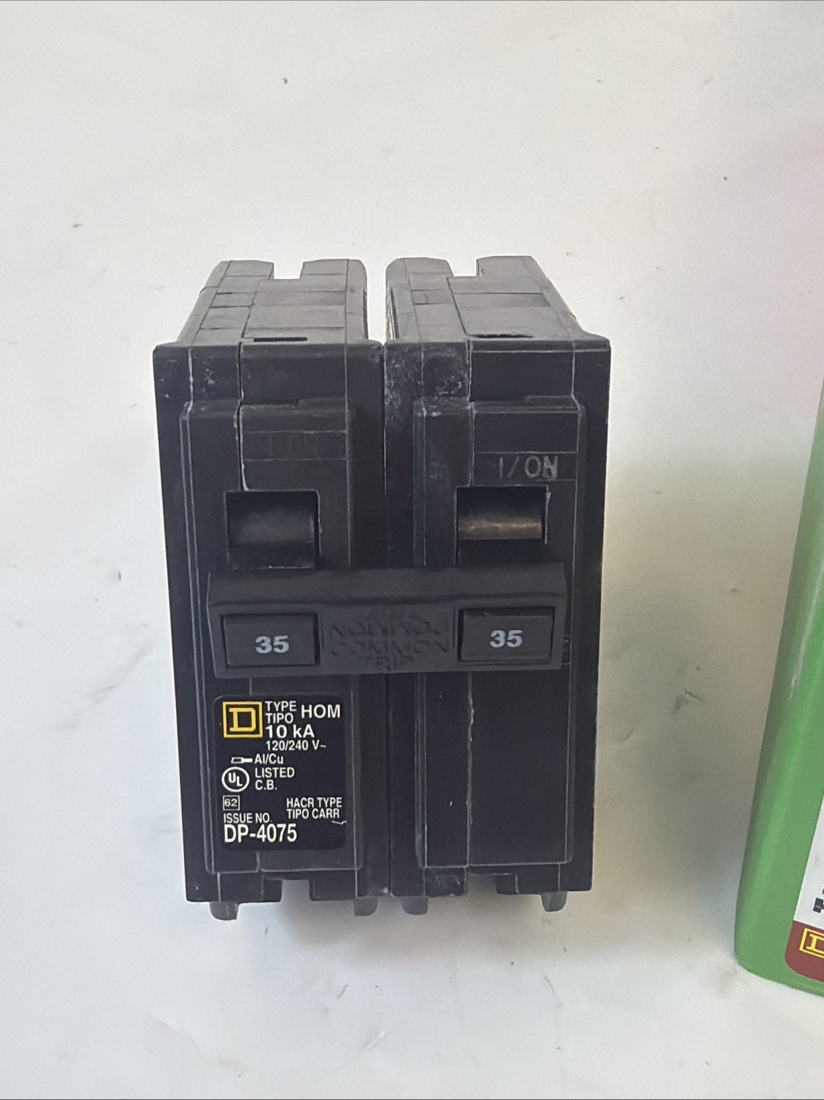 (5) Square D HOM235 2P 35A 120/240V Circuit Breaker *US SELLER* *5 NEW IN BOX*