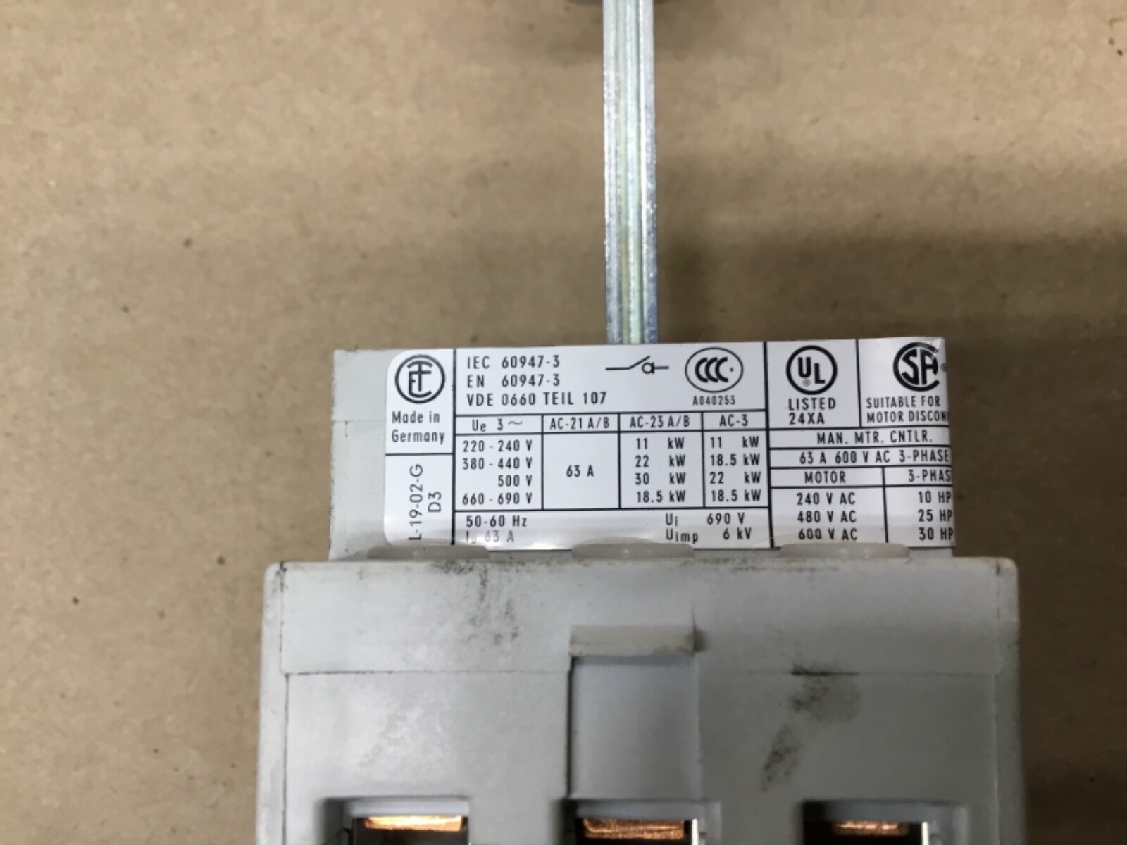 EEControls E D3-3D / 3SD-RG MOTOR DISCONNECT SWITCH ED33D3SDRG #50A23