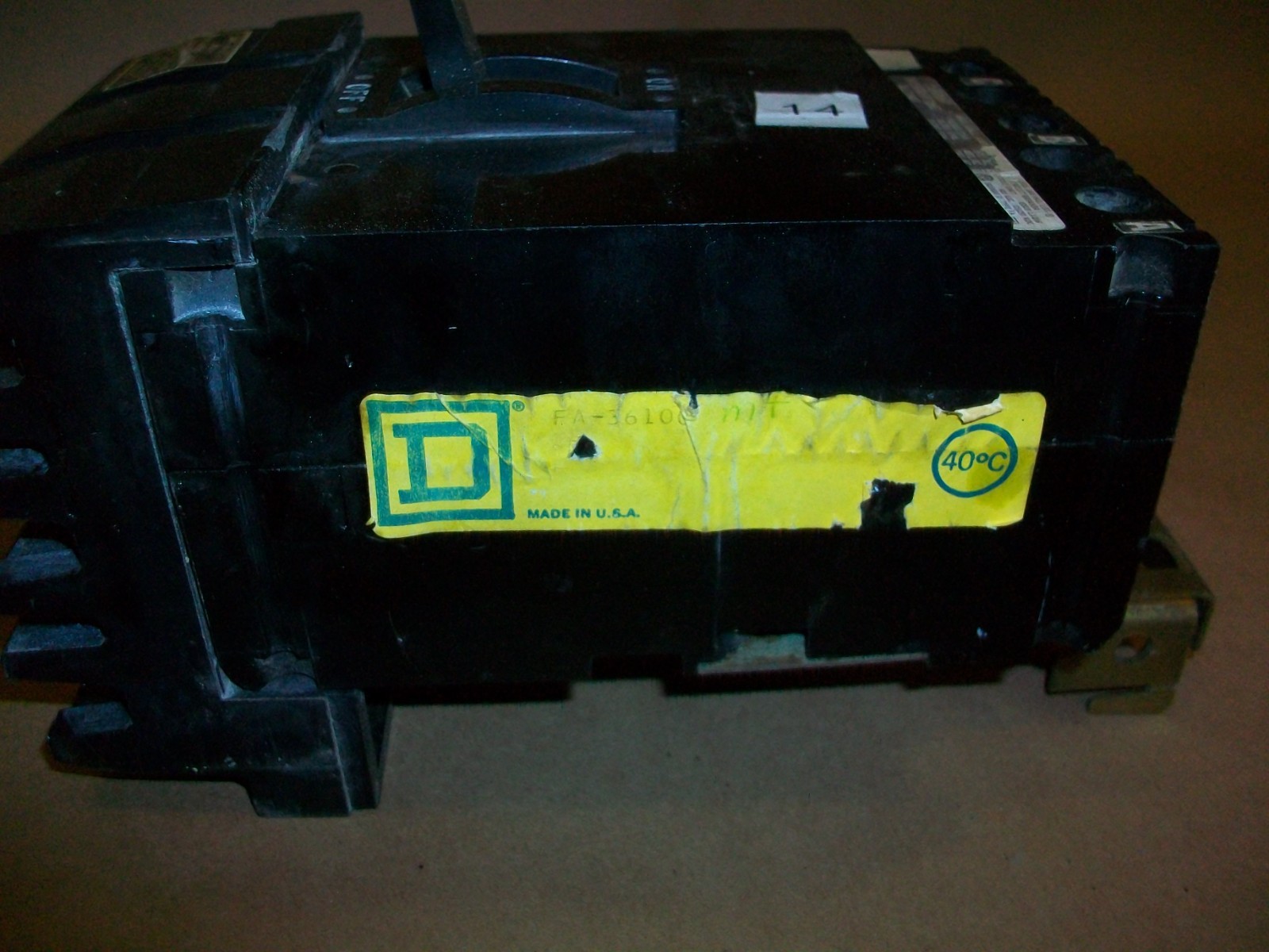 SQUARE D FA36100 CIRCUIT BREAKER 100A 100 AMP 3-POLE USED