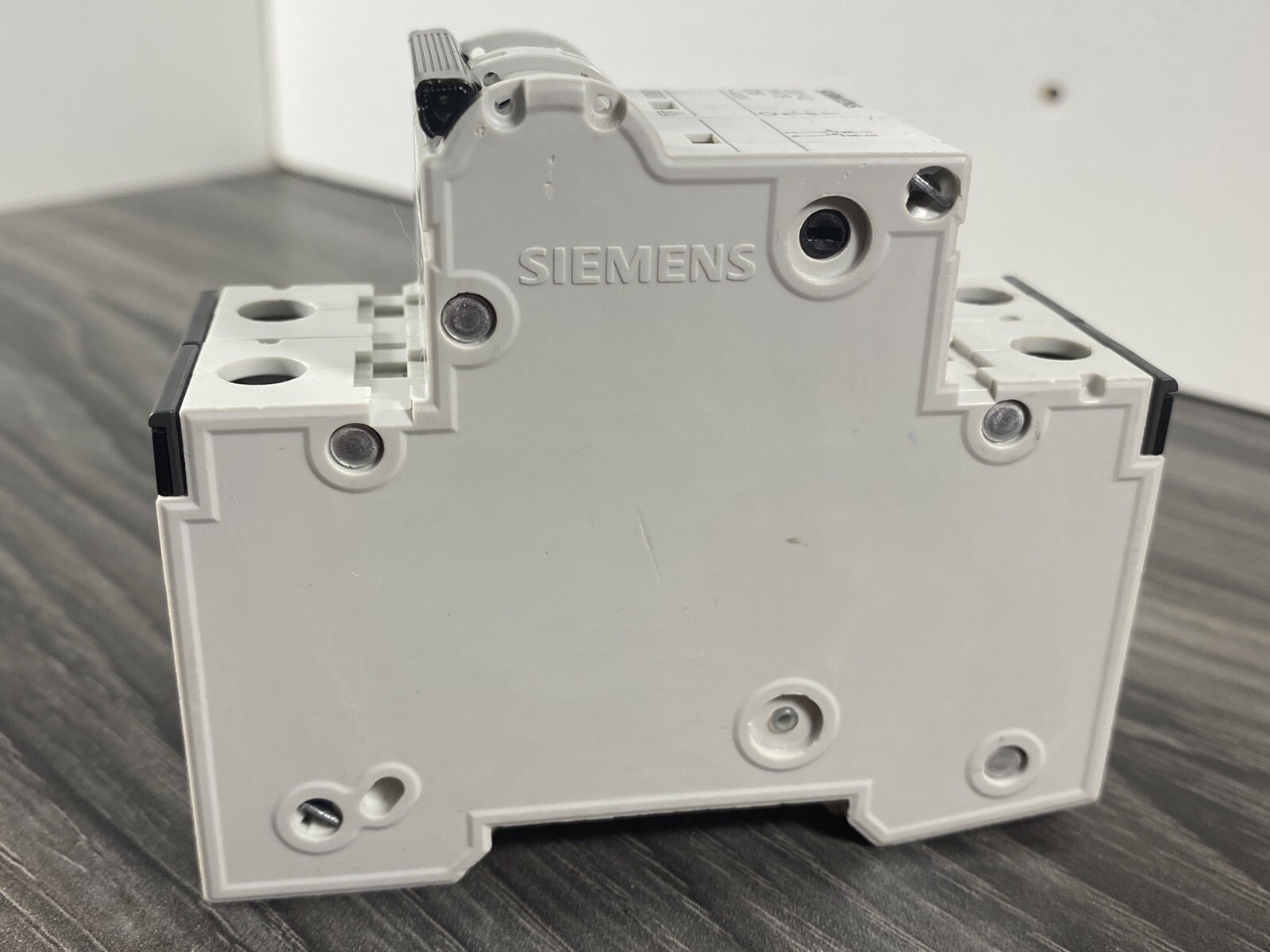 Siemens 5SY4206-8 Miniature Circuit Breaker 2 Pole 6A 400V – USA