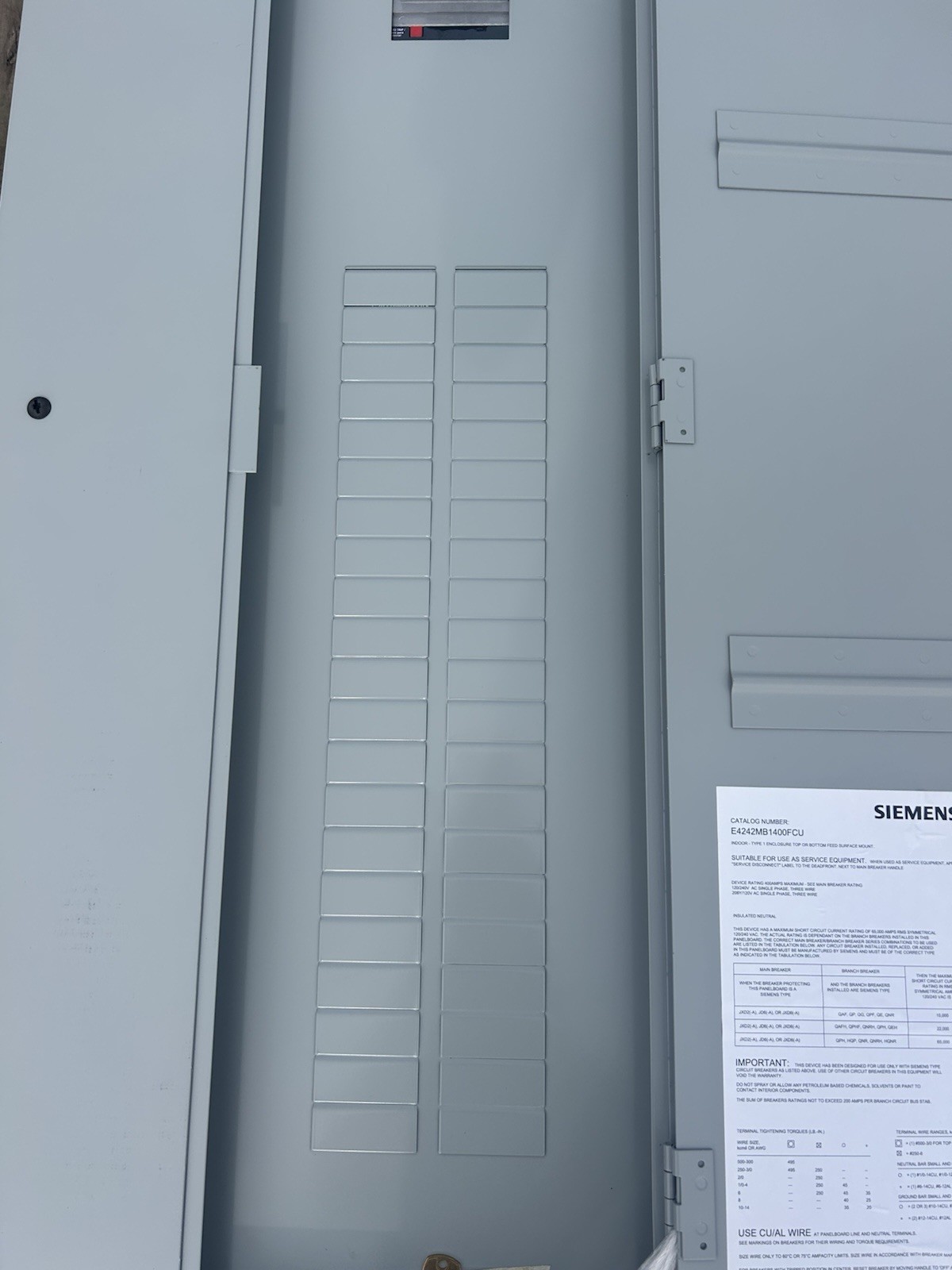 Siemens E4242MB1400FCU 400A 42-Circuit Load Center Main Breaker 120/240V 1-Phase