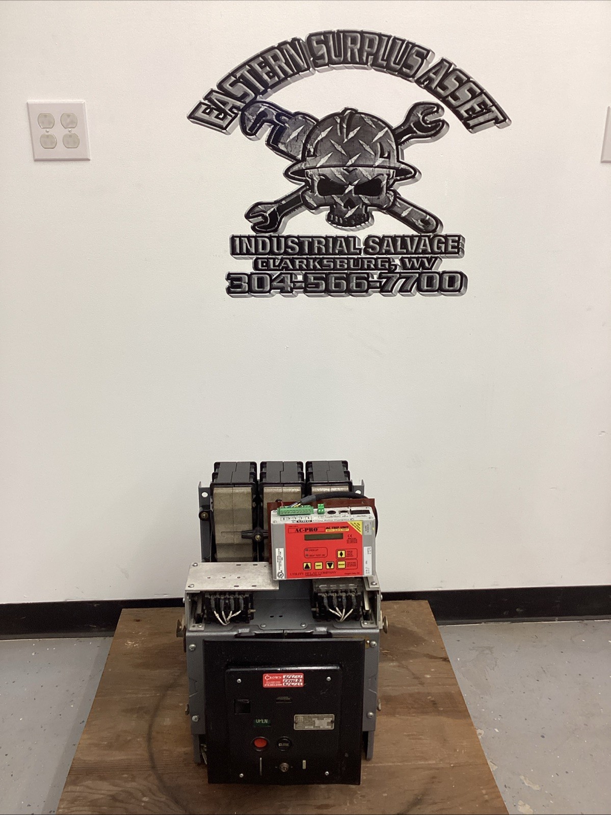 ITE Circuit Breaker Type K600 225 A Rebuilt