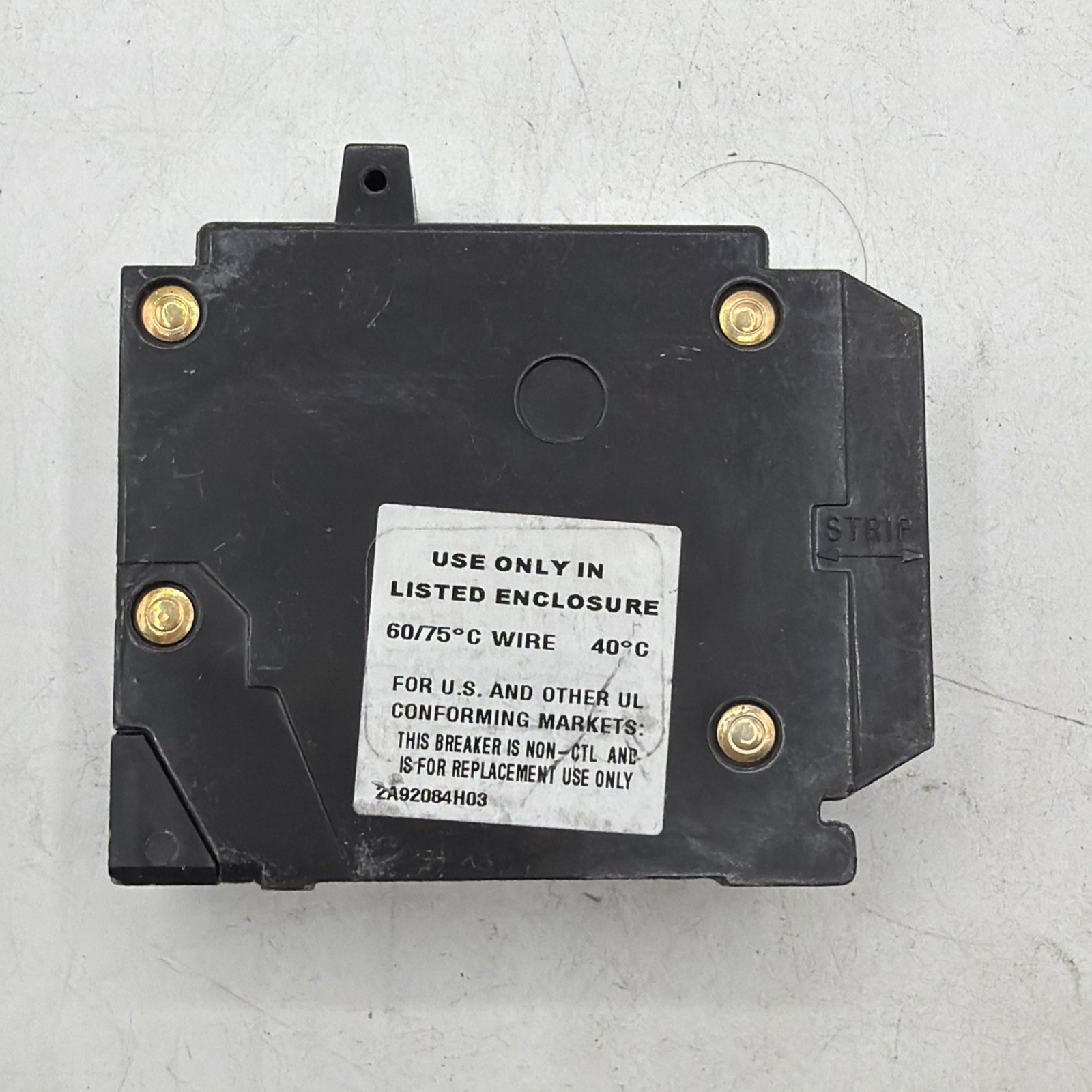 Eaton BR2020 1 Pole Twin 20 A 120V Pl BRD-DNPL Breaker non-CTL NOS Free Shipping