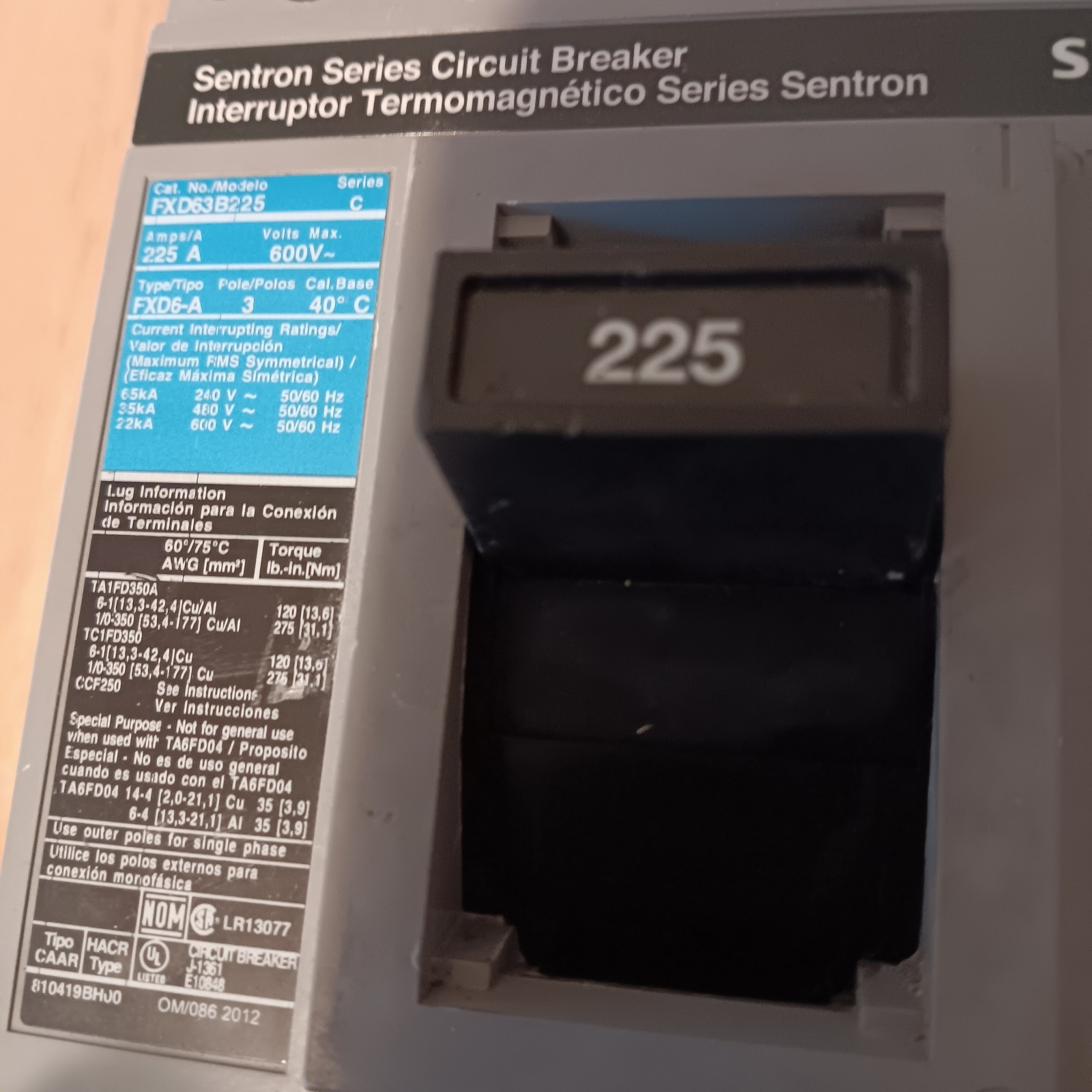 Siemens Sentron FXB63B225 Ser C 225Amp 600 VAC 3 Pole breaker 35kA@480VAC