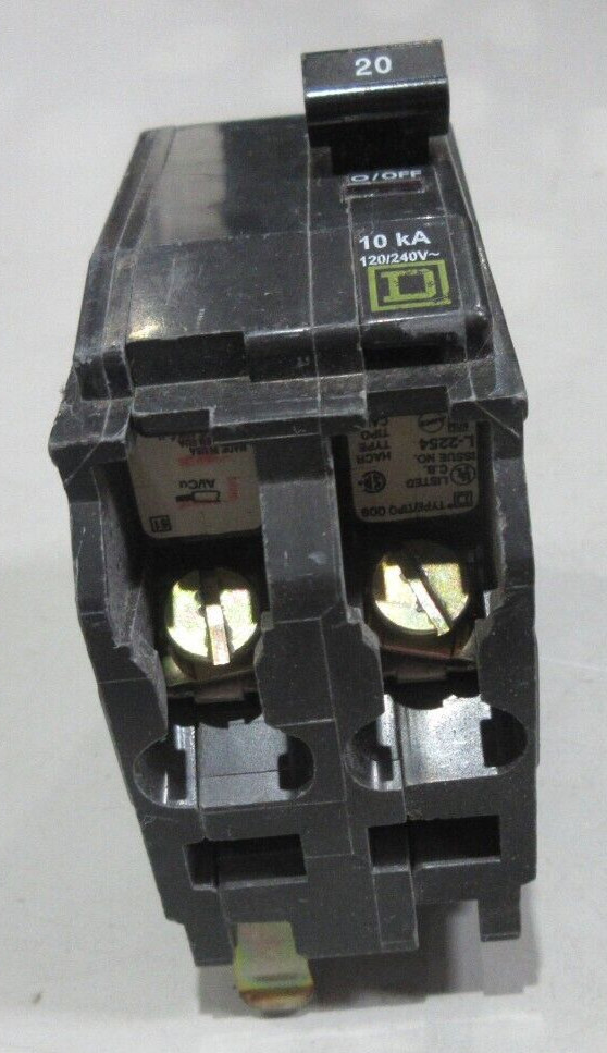 LOT OF 10 Square D QOB220 20 Circuit Breakers