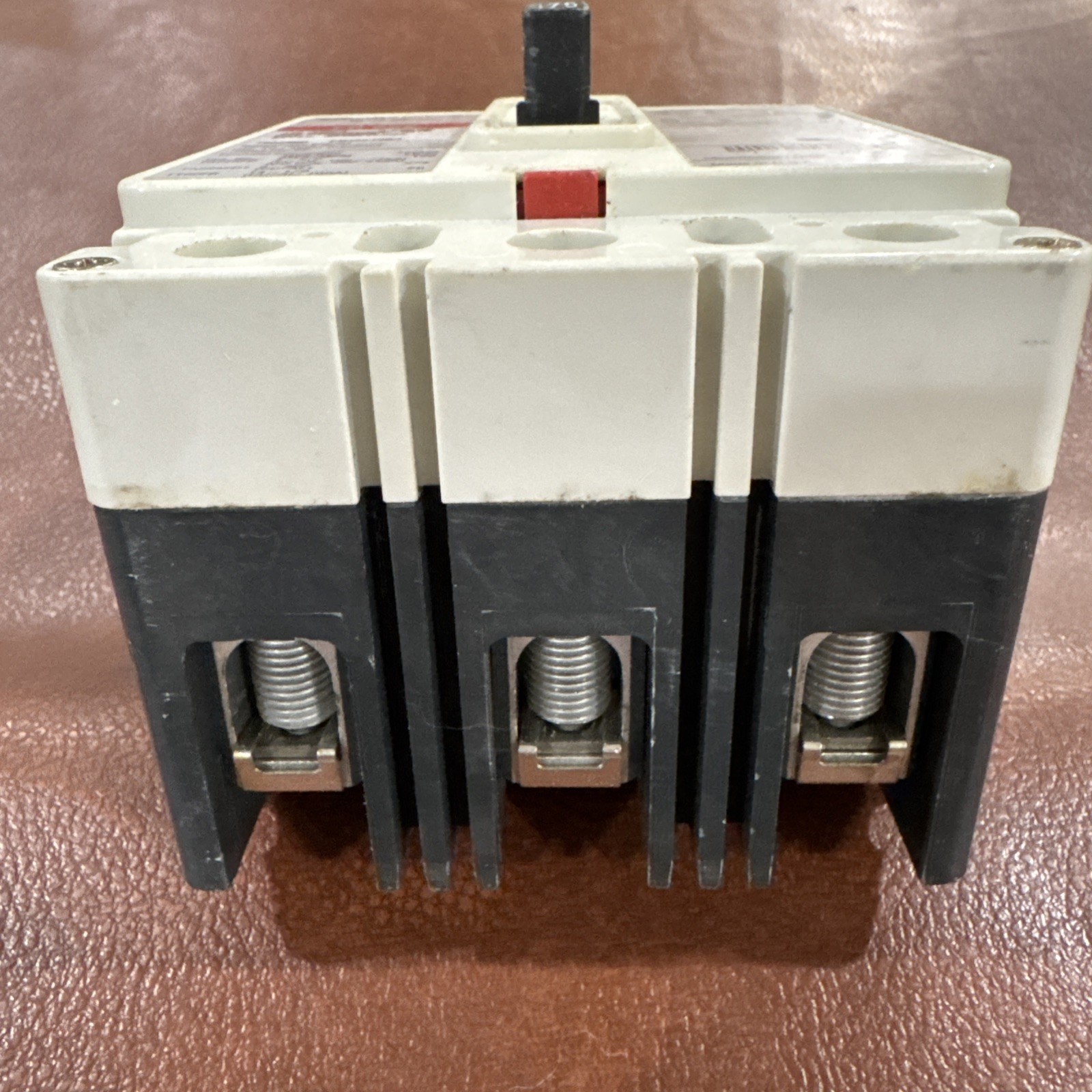Eaton Cutler Hammer 175A 3 Pole ED3175 Circuit Breaker 3P 175 Amp 240V ED 65k