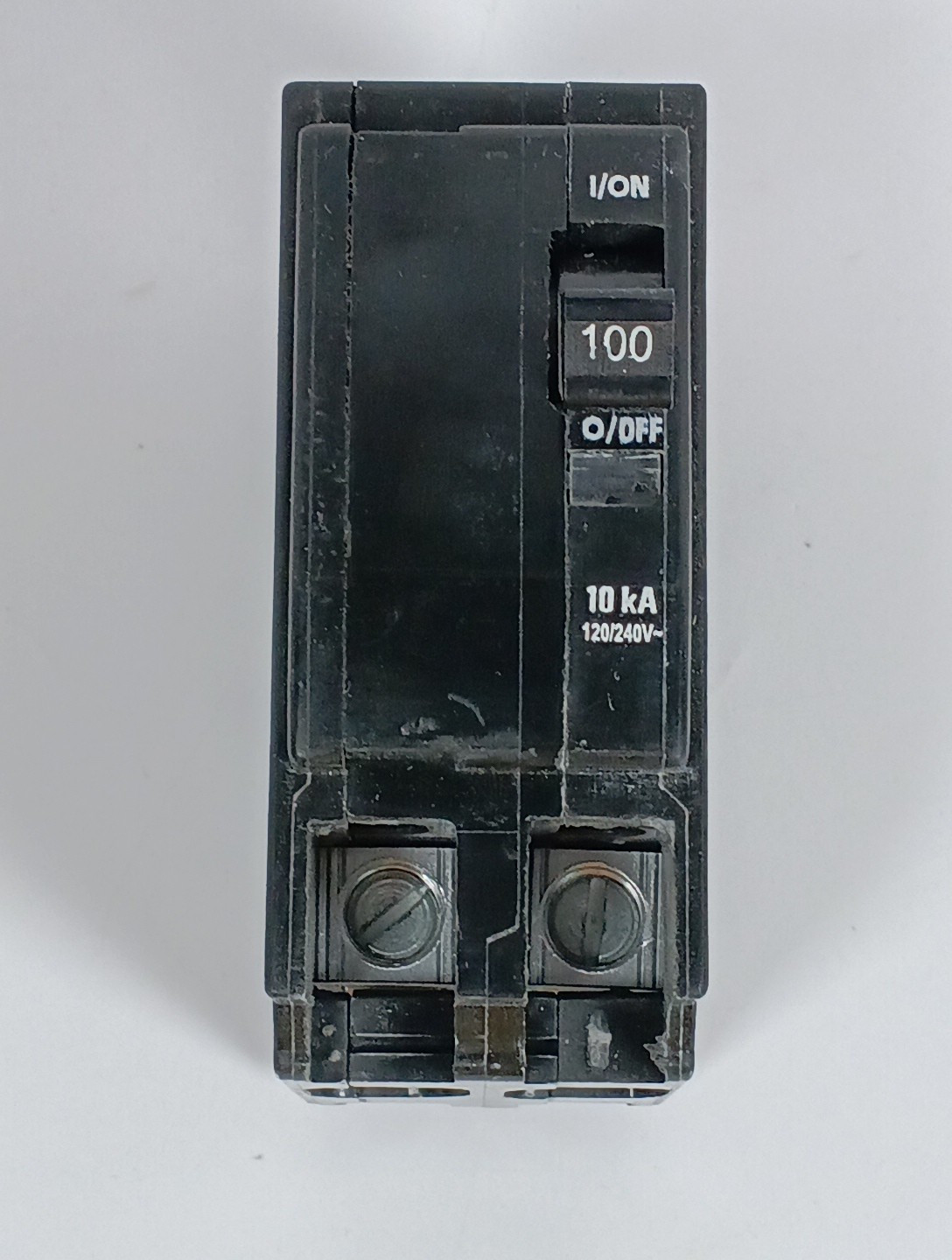 Square D Circuit Breaker 2 Pole 100A 10kA 120/240V Unbranded Pre-Owned Black