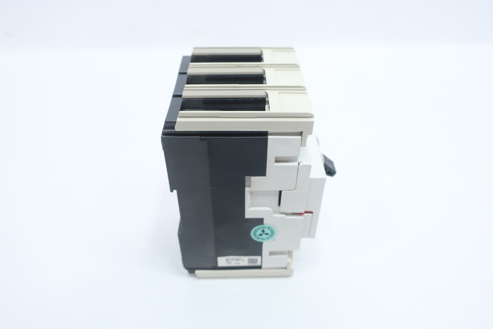 Mitsubishi NF100-HRU3P15A Molded Case Circuit Breaker 15a 480v-ac 3p