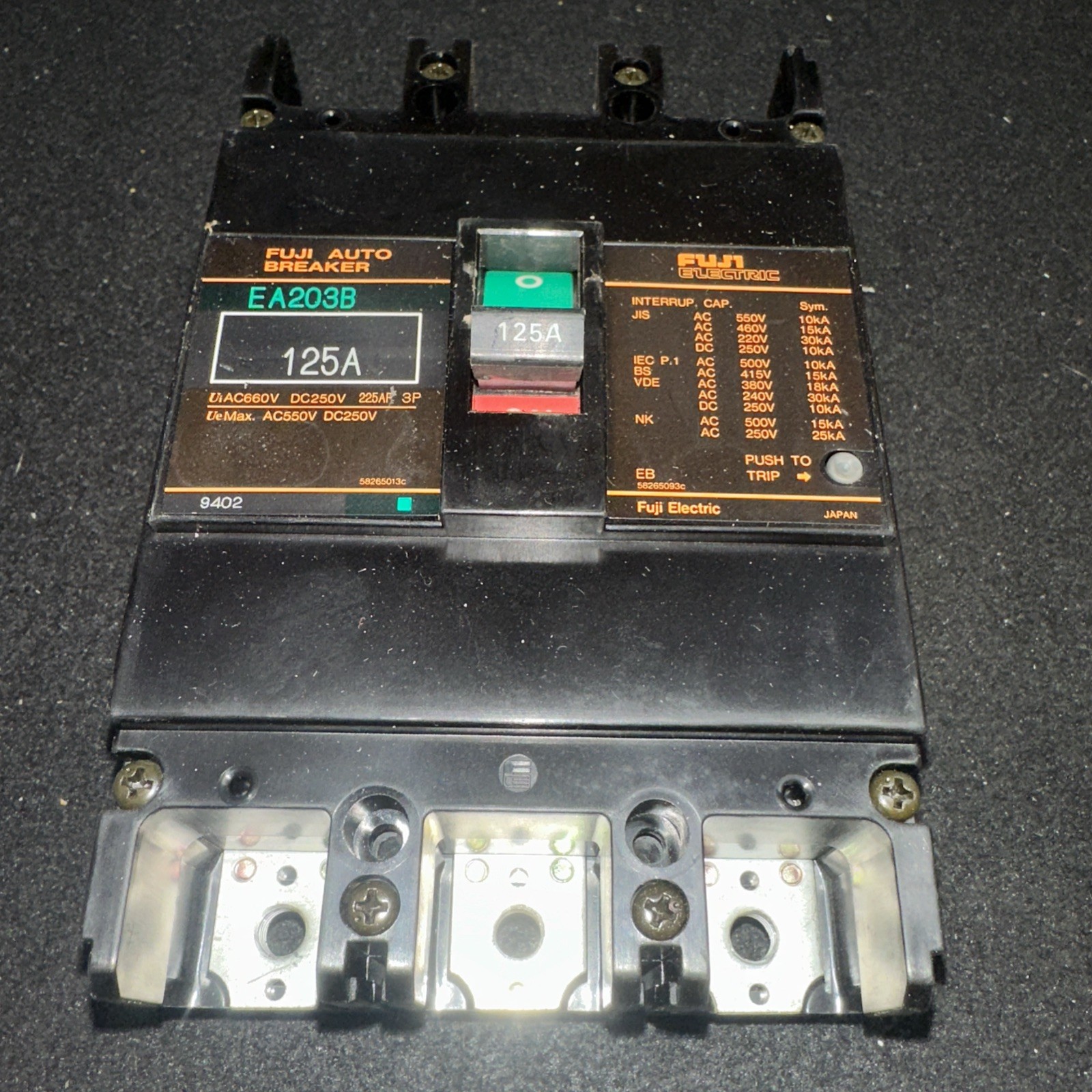 FUJI EA203B AUTO BREAKER 125AMP 3POLE (st2255)