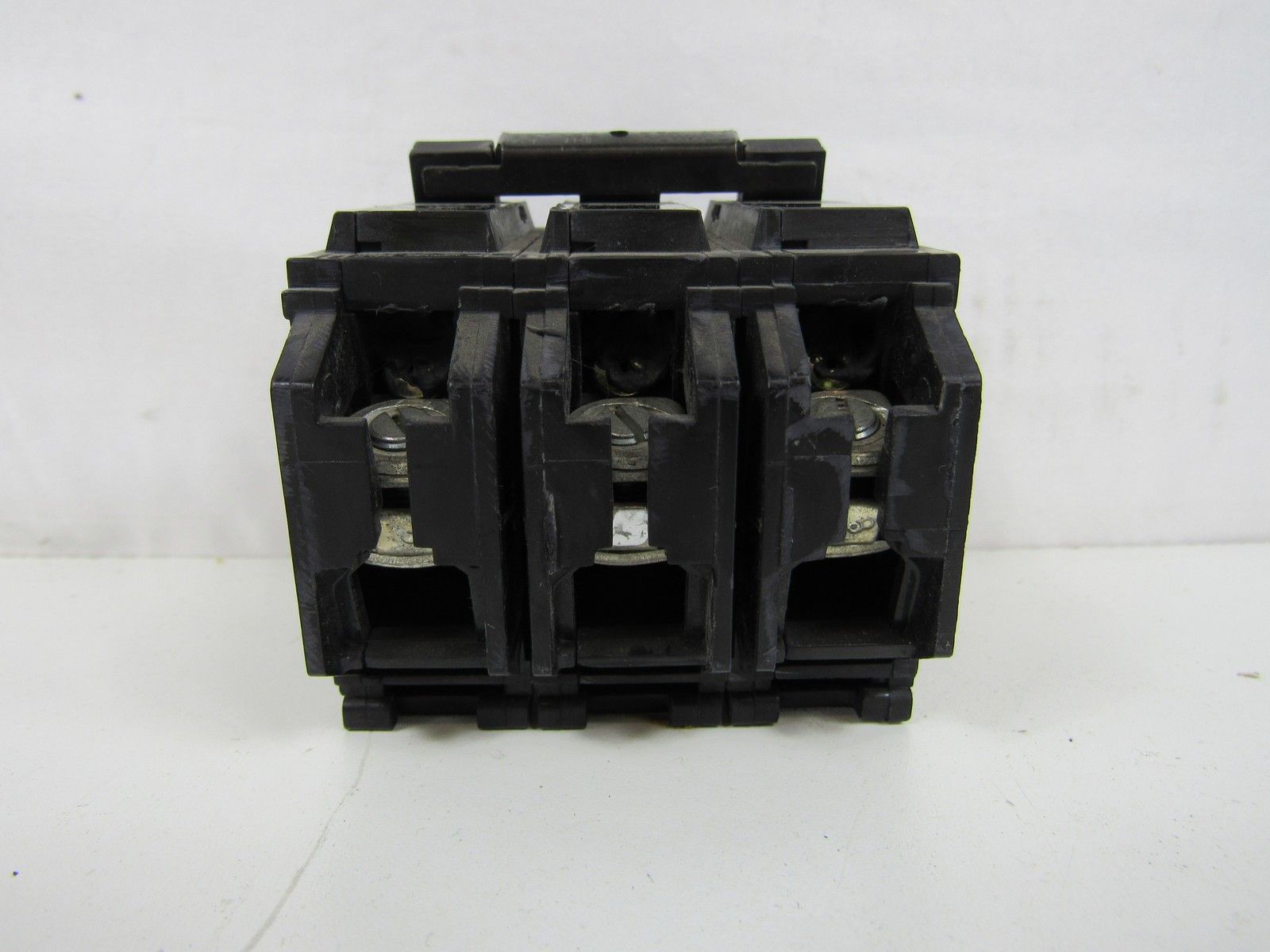 GE THQB32040 40 Amp 3 Pole 240V Mini Circuit Breaker