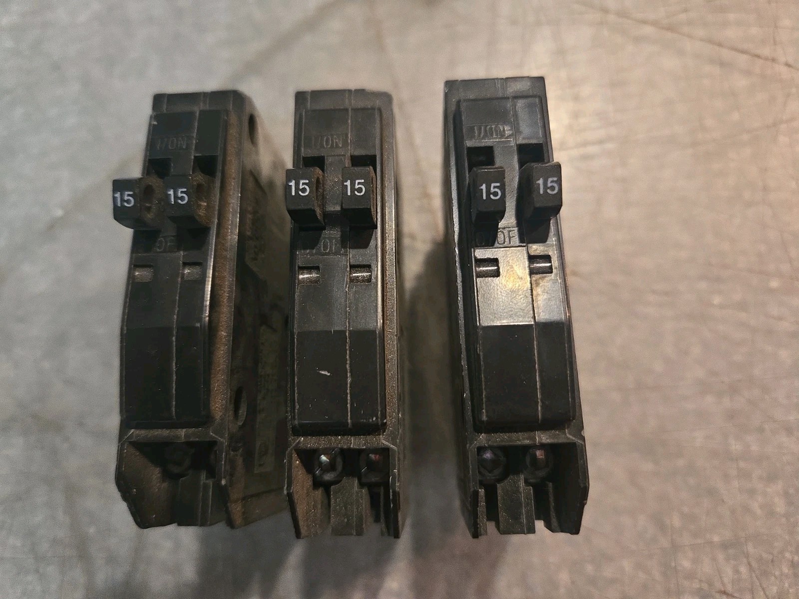 3 Qty Square D QOT1515 Tandem 15 Amps 120/240 Volts Circuit Breaker. FREE SHIP