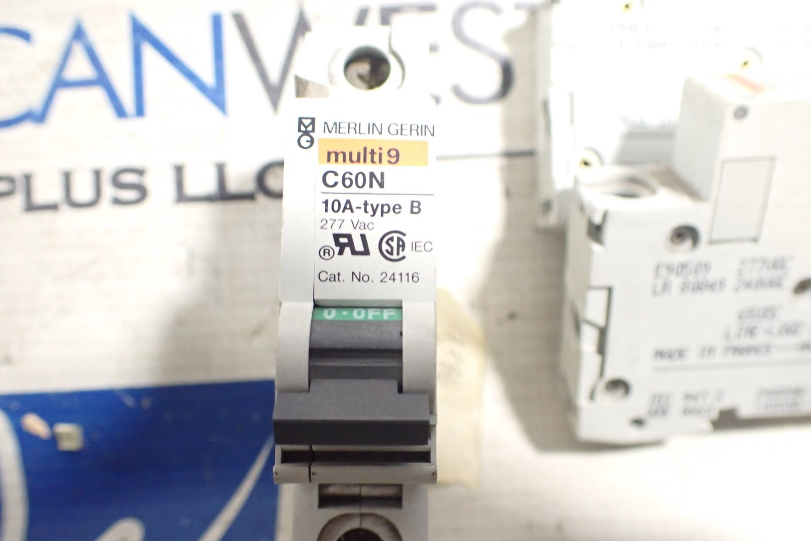 Merlin Gerin Multi9 24116 C60N 10A Type B 277 Volt Din Rail Circuit Breaker