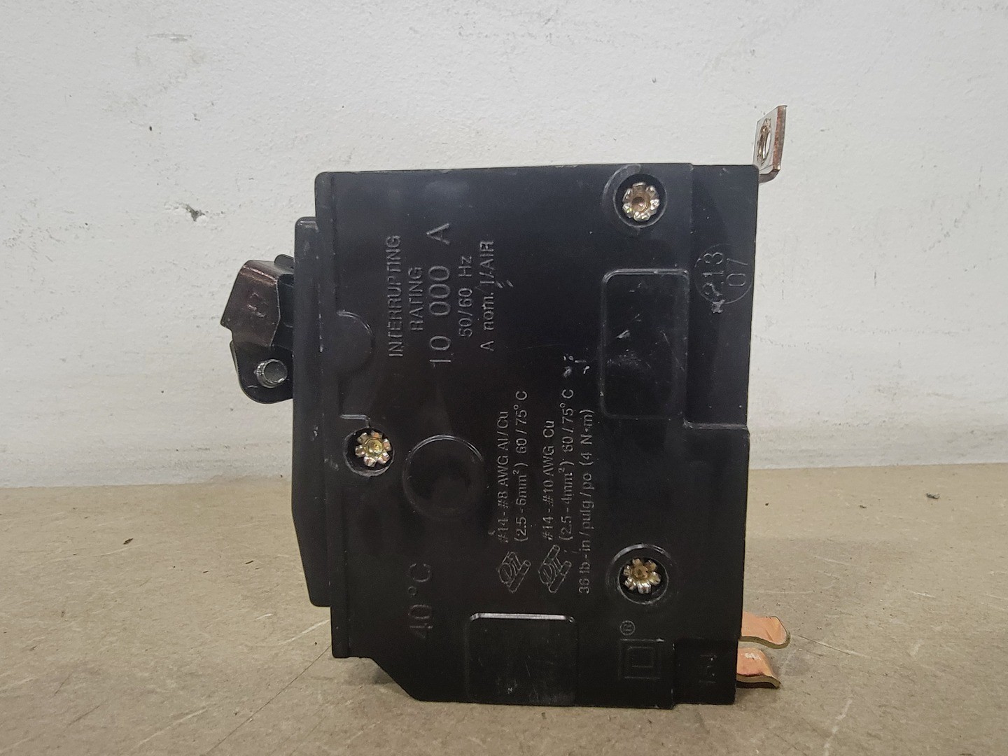 SQUARE D QOB130 30 Amp, 1 Pole, 120/240 volts Circuit Breaker – Electrical