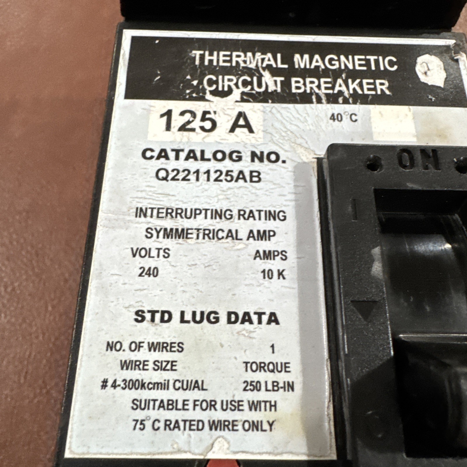SQUARE D 2P 125A CIRCUIT BREAKERS SQUARE D Q221125AB 2 Pole 125 Amp