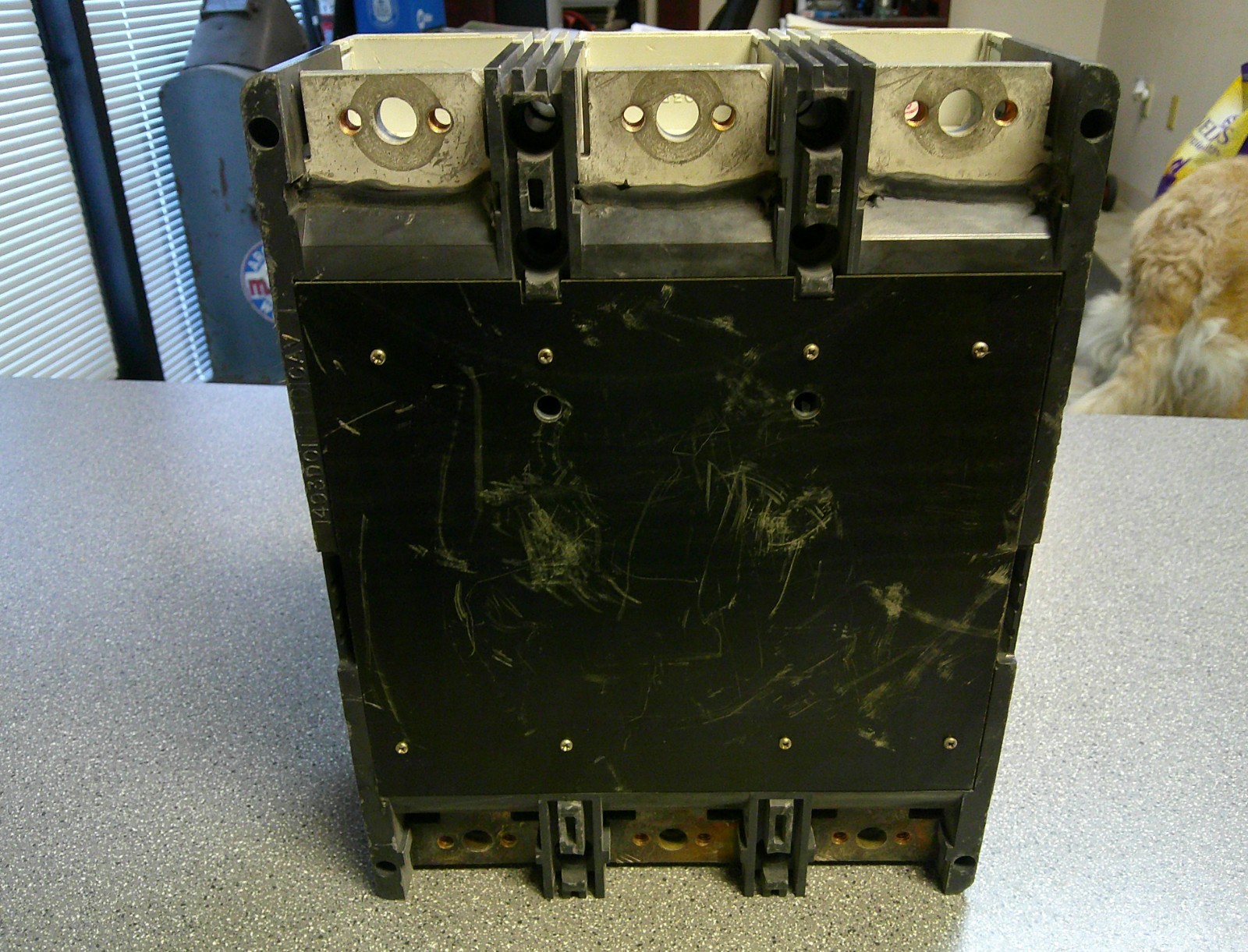 CUTLER HAMMER LD3600F 600 AMP 600 VOLT CIRCUIT BREAKER WITH MAGNETIC TRIP