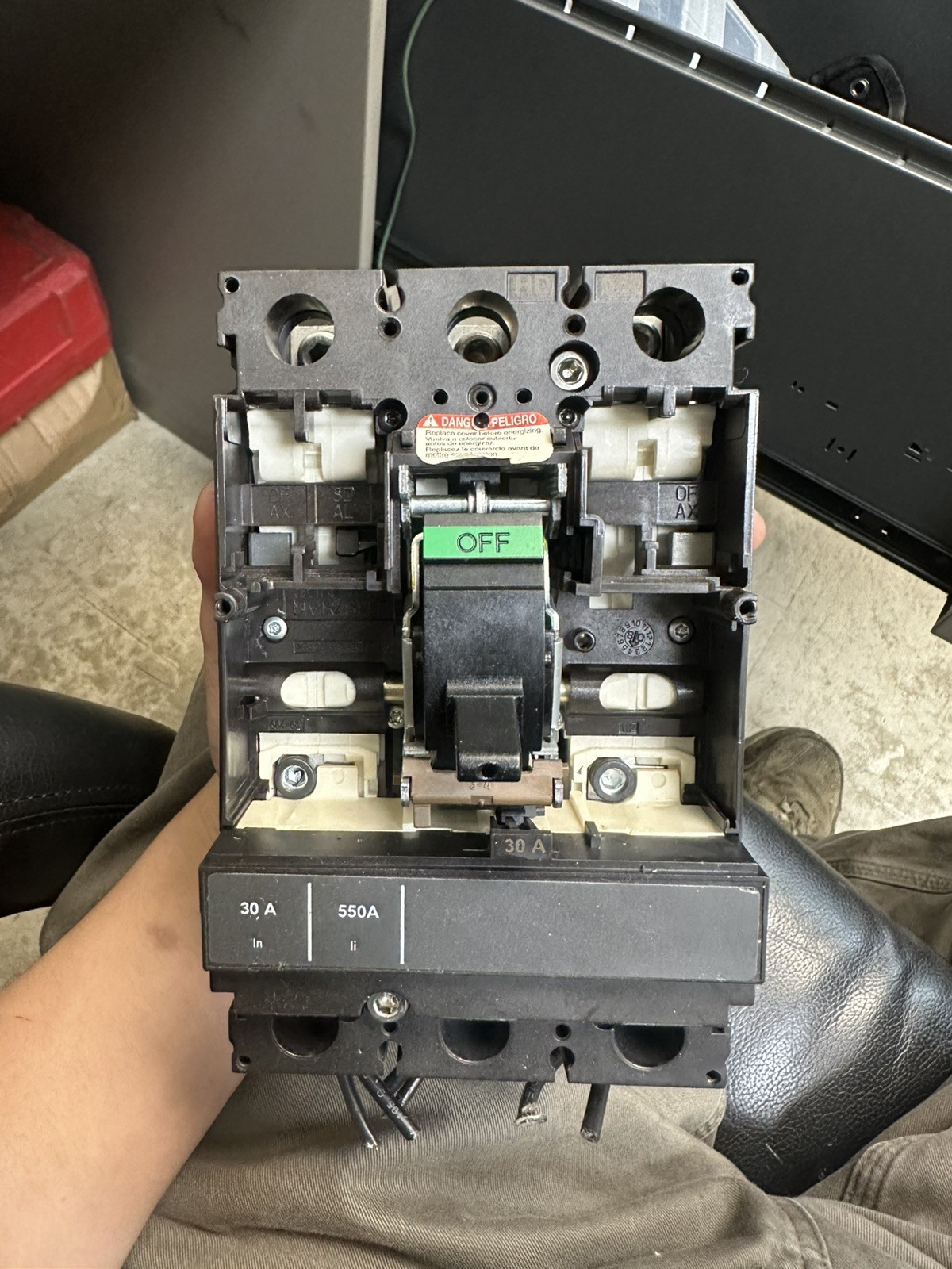 Square D/PowerPacT HD 060 Cat # HDL36030 3 Poles Circuit Breaker ( 30AMPs )