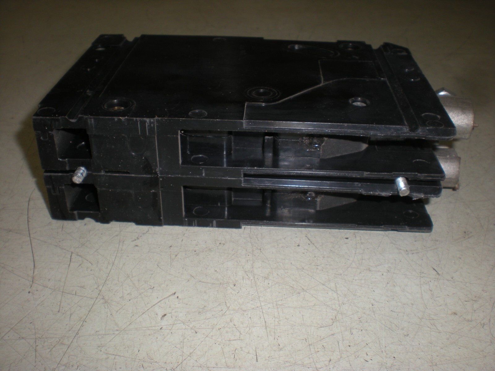 ITE E42B100 Circuit Breaker – 100A – 2 pole – 480VAC – Contacts test OK