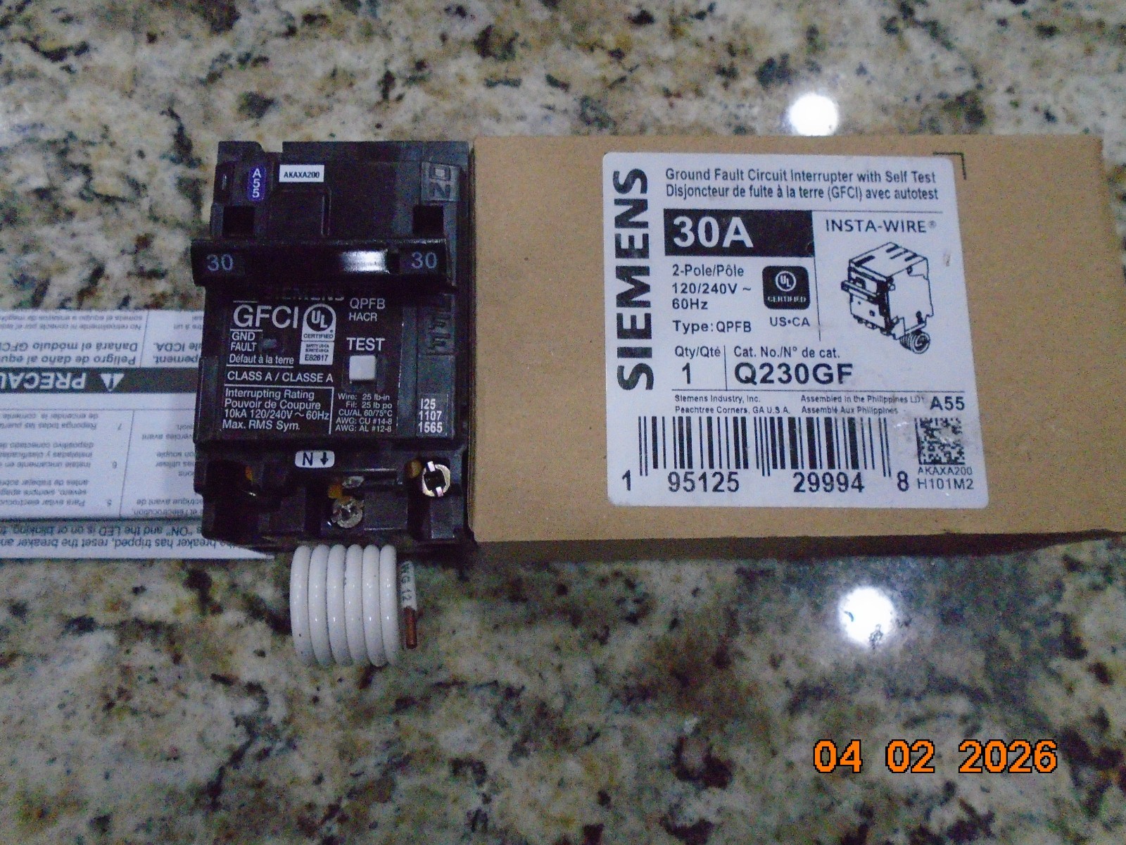 SIEMENS Q230GF 30AMP 2POLE GROUND FAULT CIRCUIT BREAKER 120/240 VAC NEW IN BOX