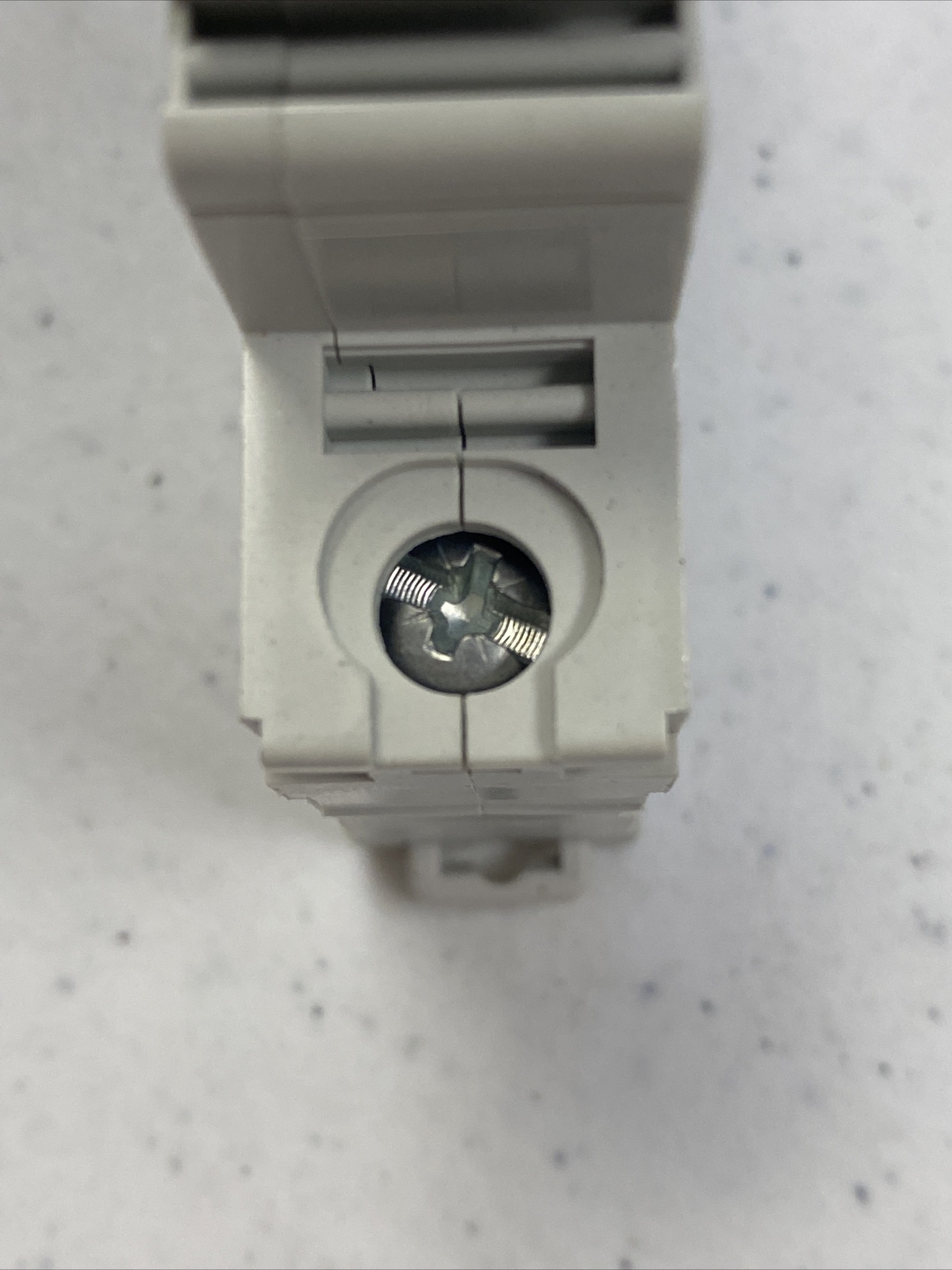NEW, SQUARE D SCHNEIDER ELECTRIC MG 24501 MINI SUPPLEMENTARY PROTECTOR C60